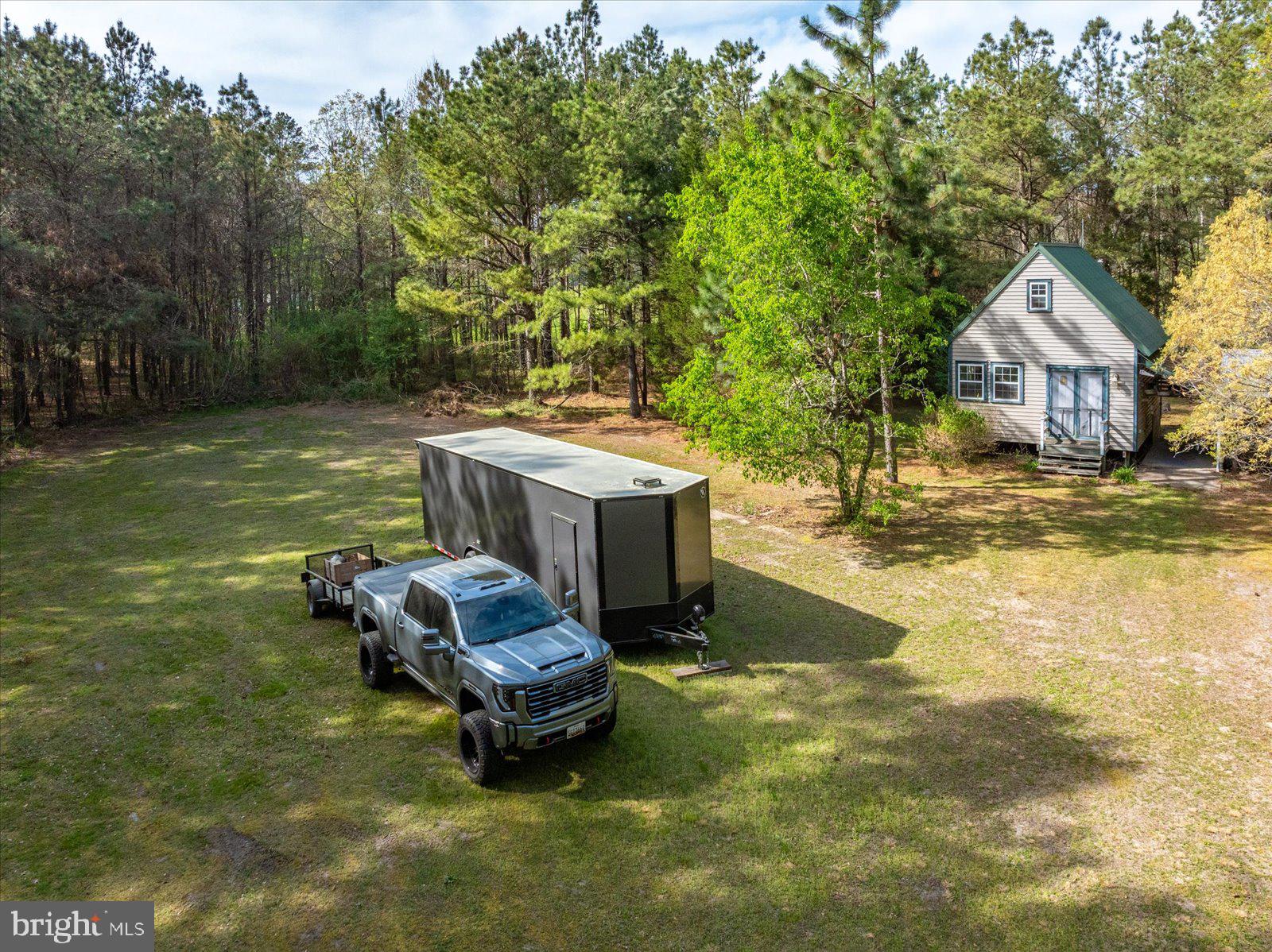 MILLVILLE ACRES - Residential