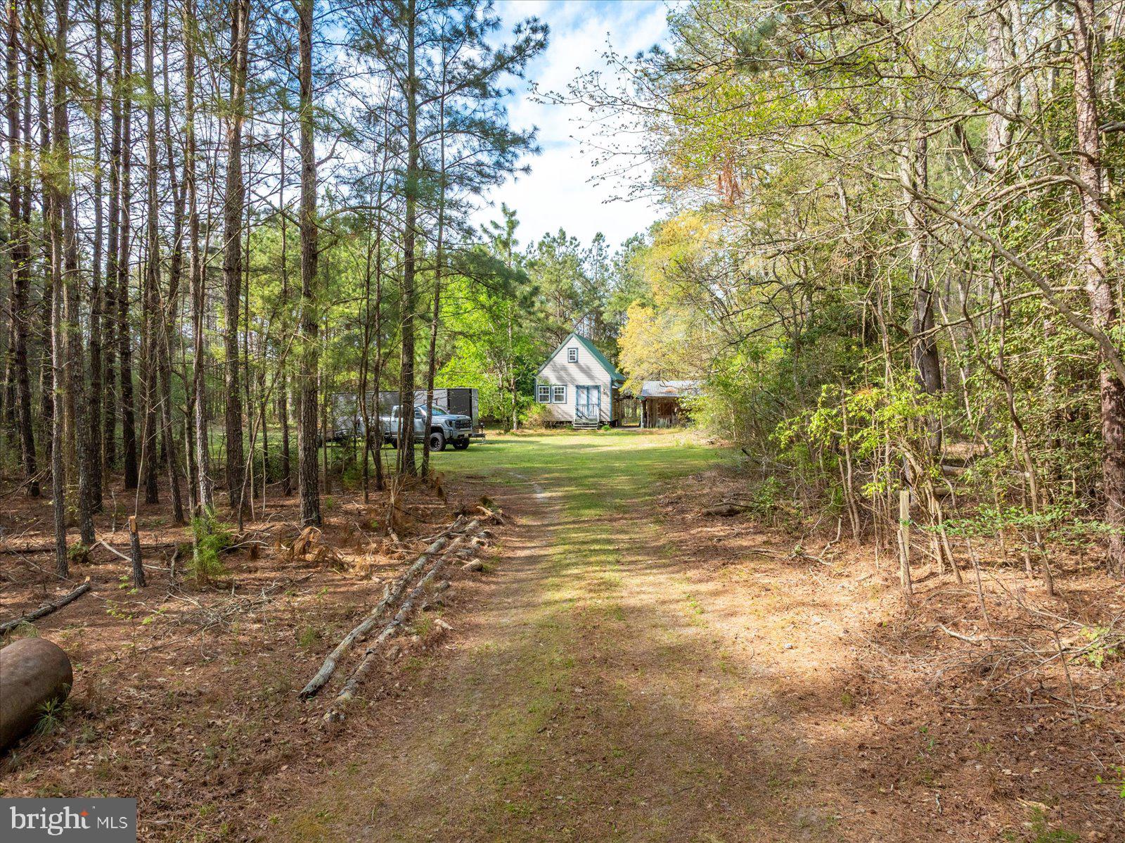 MILLVILLE ACRES - Residential