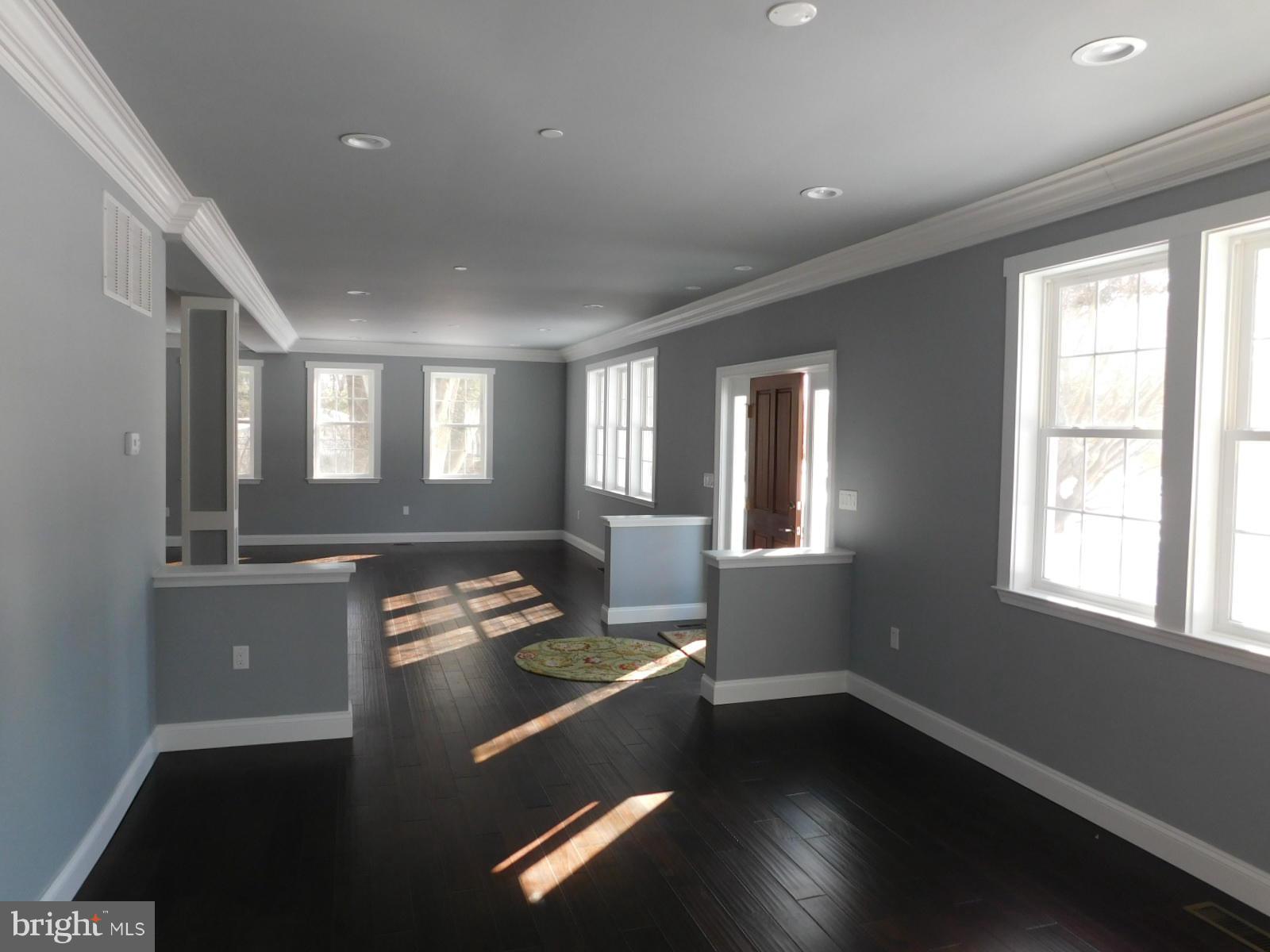 CARROLL MANOR - Residential