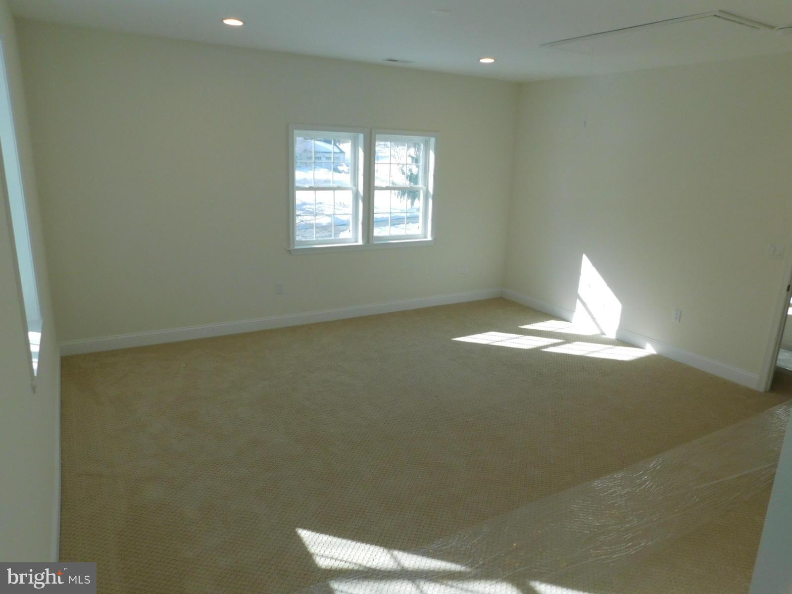 CARROLL MANOR - Residential