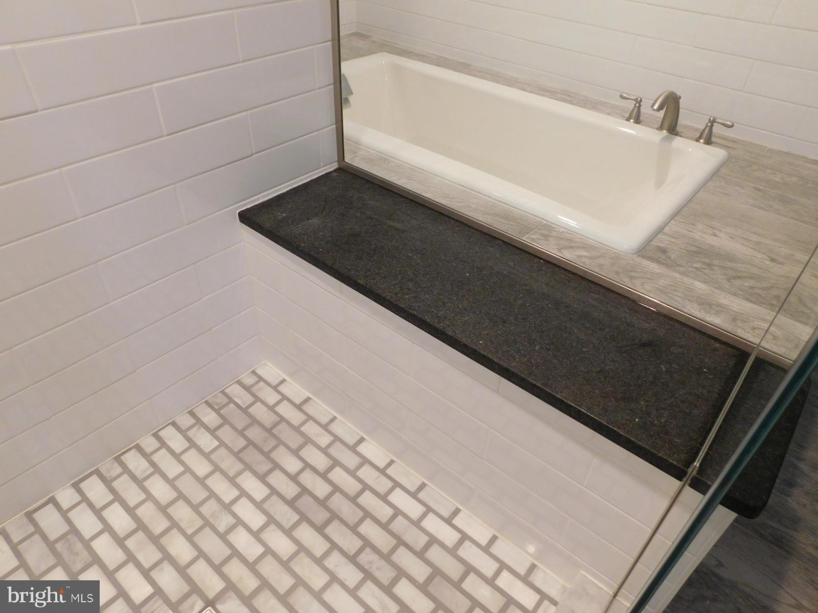 CARROLL MANOR - Residential