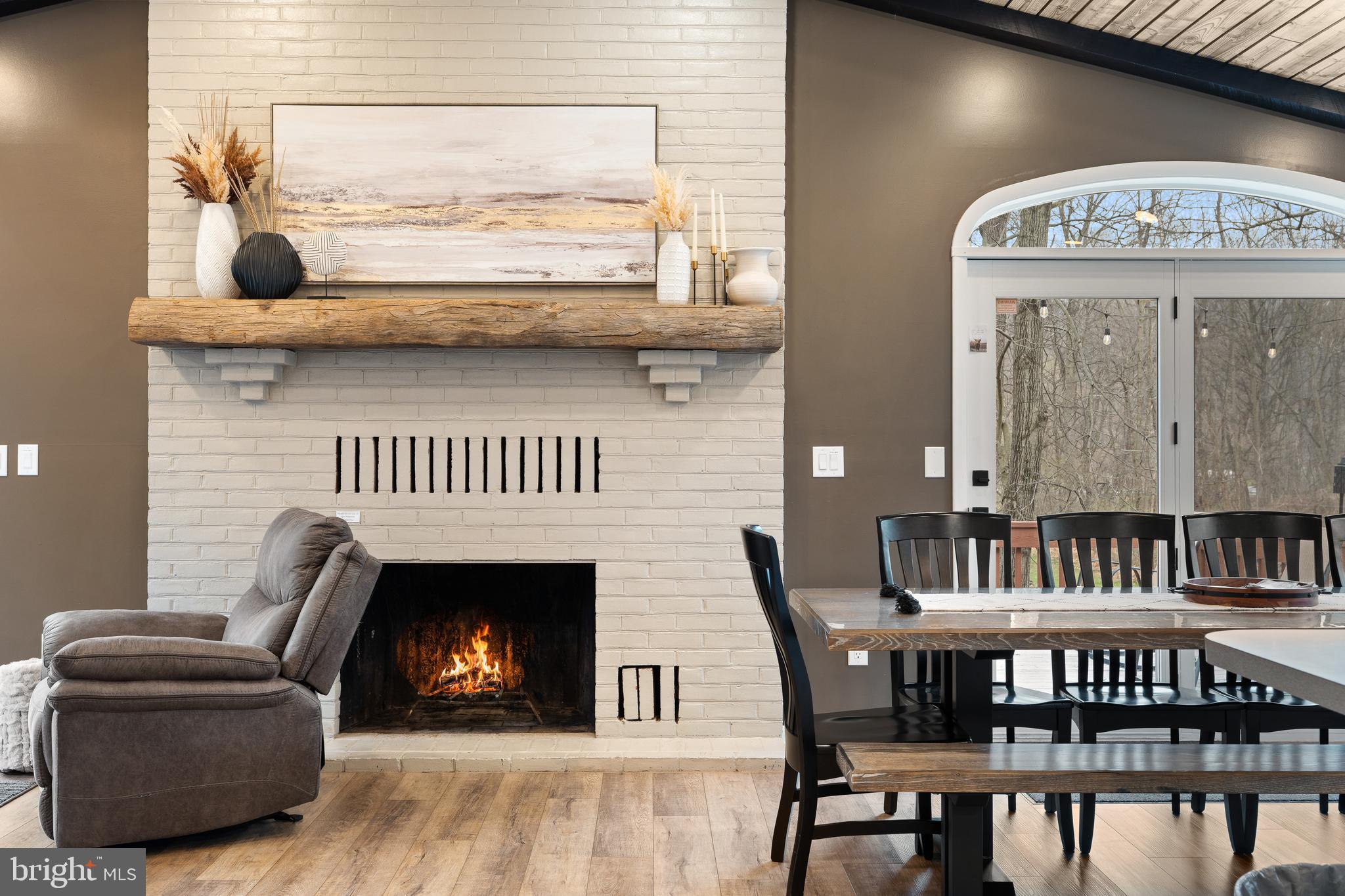 LOCUST BY THE JUNIATA - Residential