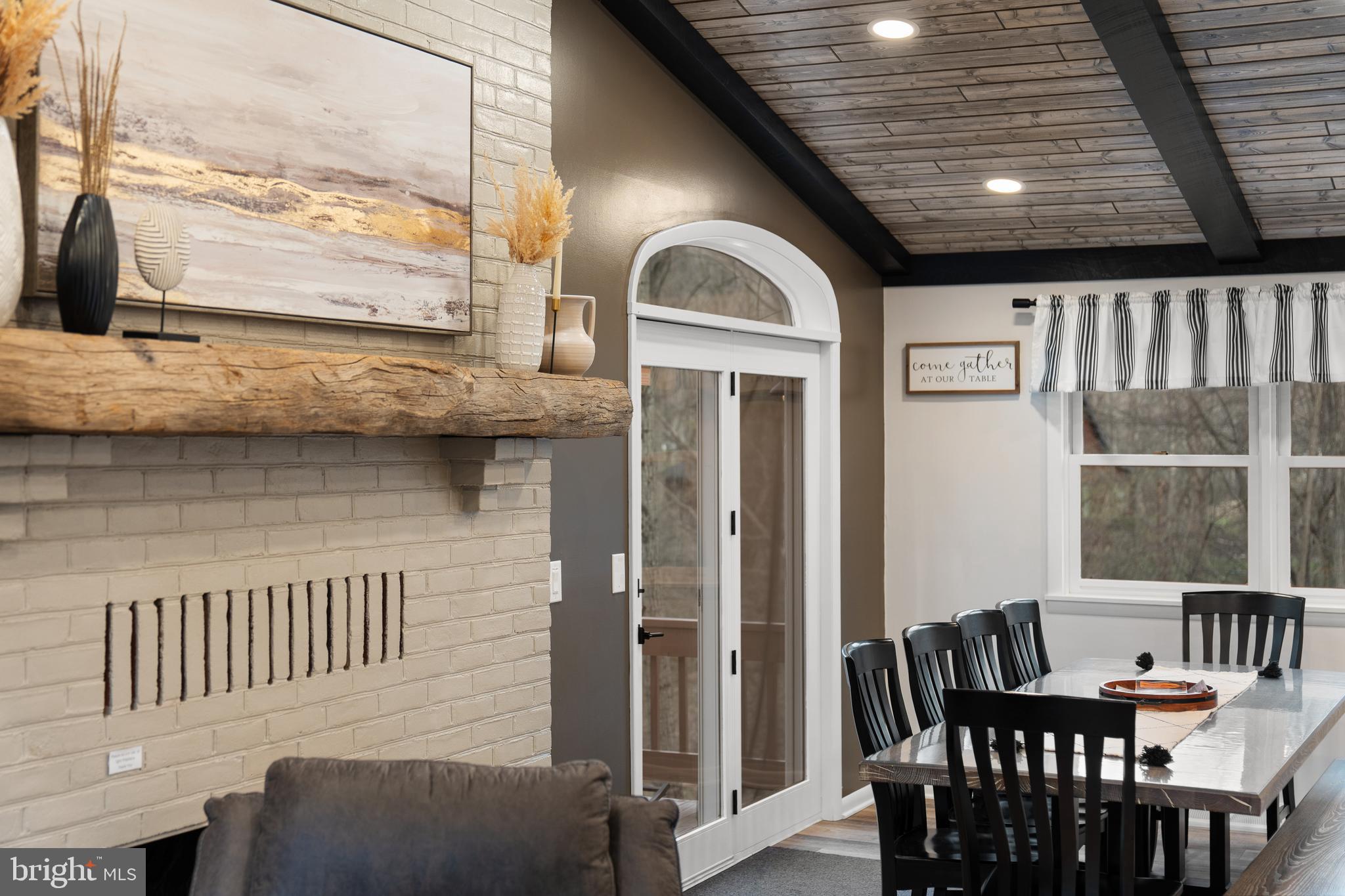 LOCUST BY THE JUNIATA - Residential