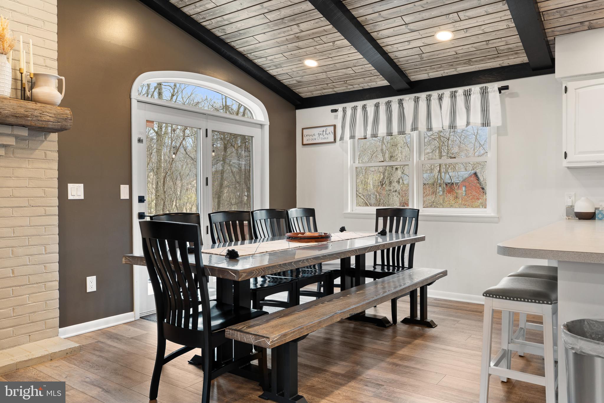 LOCUST BY THE JUNIATA - Residential