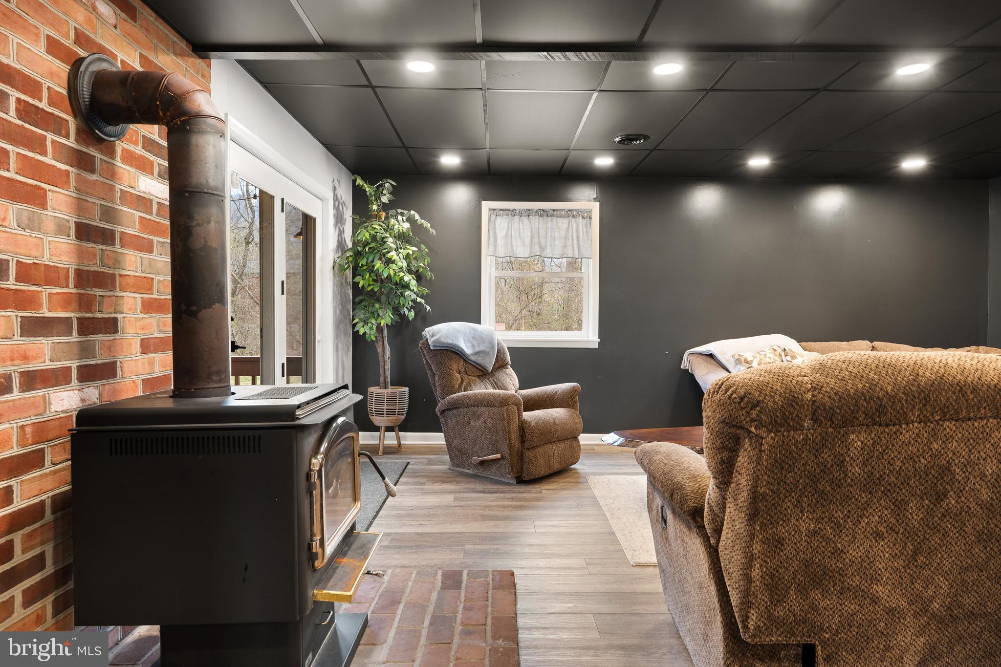 LOCUST BY THE JUNIATA - Residential