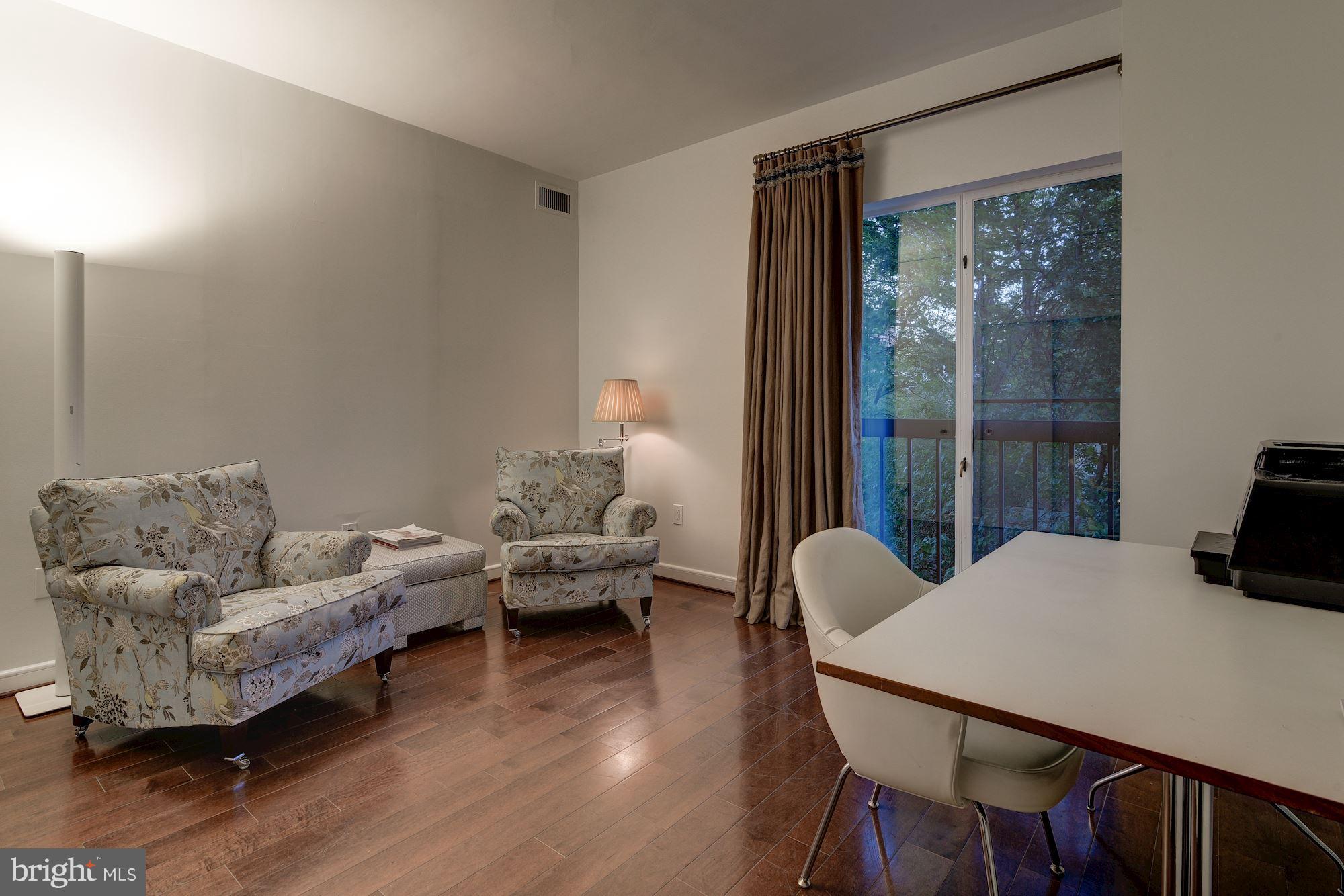 GEORGETOWN - Residential