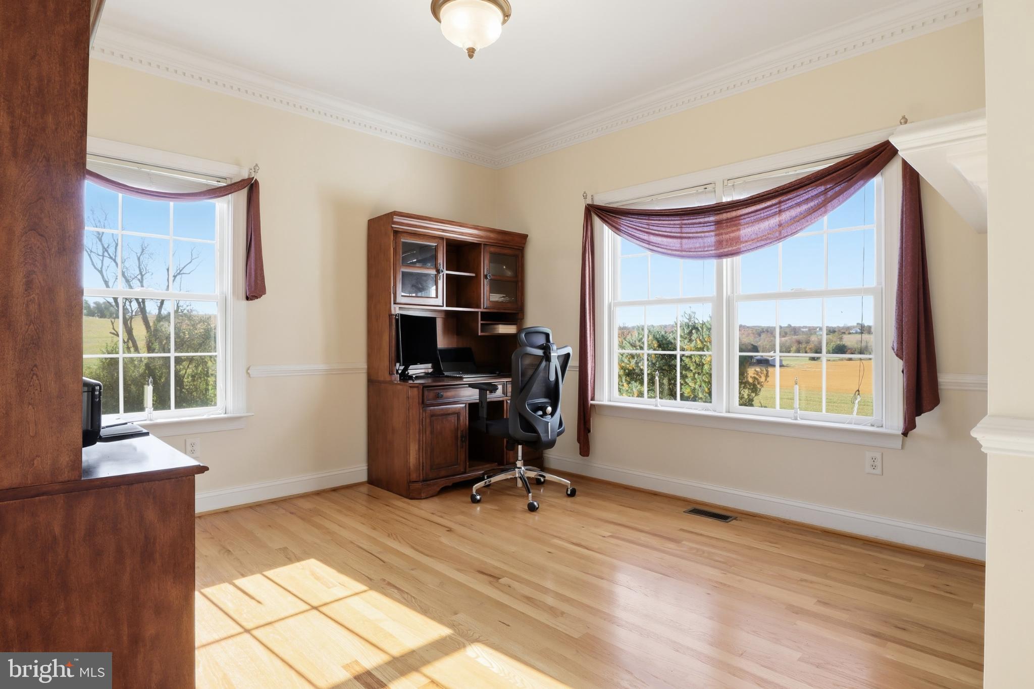 WOODSHIRE VILLAGE - Residential