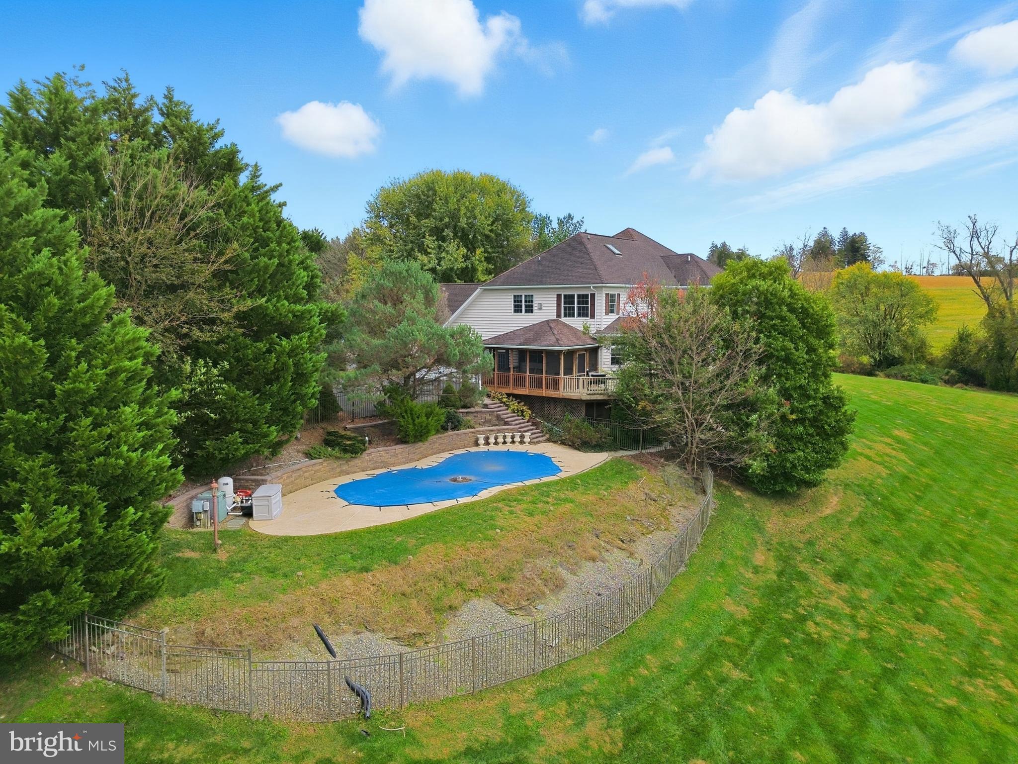 WOODSHIRE VILLAGE - Residential