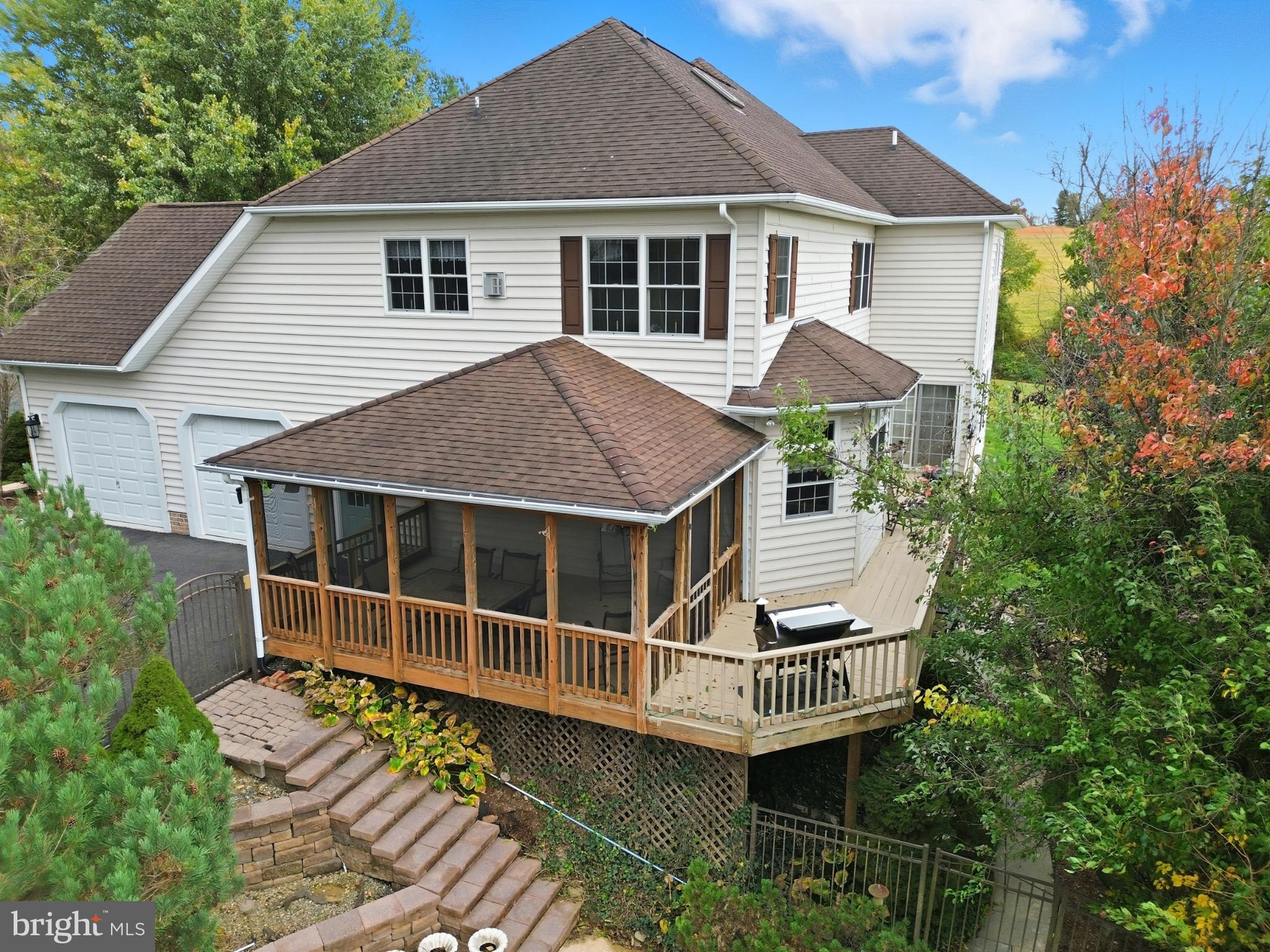 WOODSHIRE VILLAGE - Residential