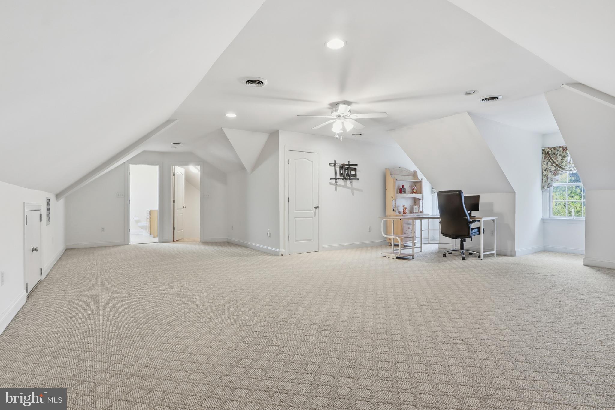 WOODSHIRE VILLAGE - Residential