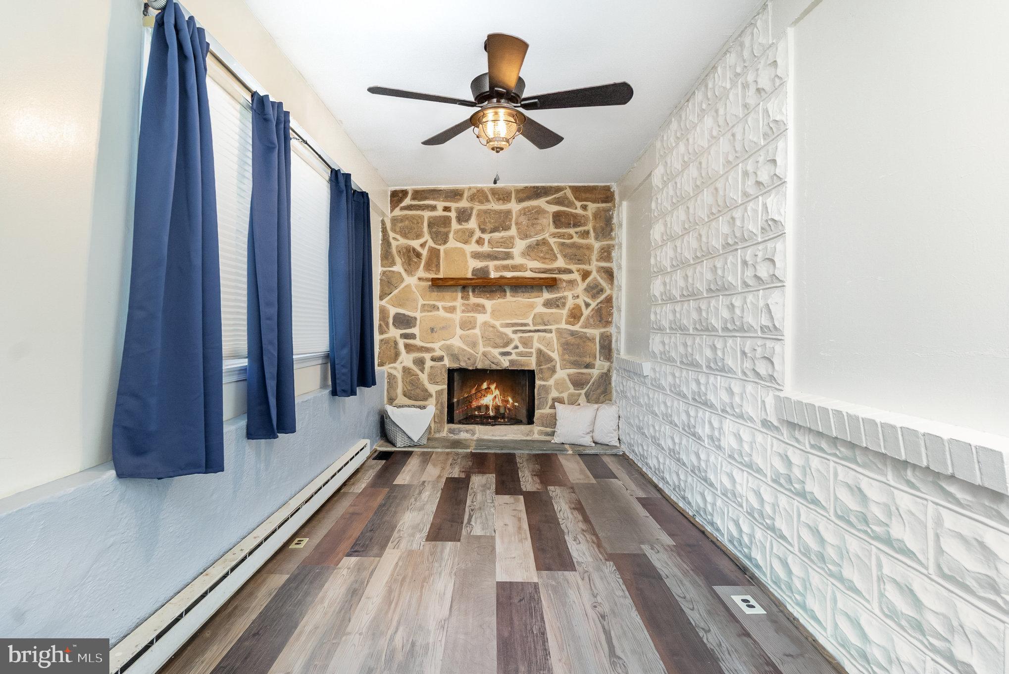 OLIVER BEACH - Residential