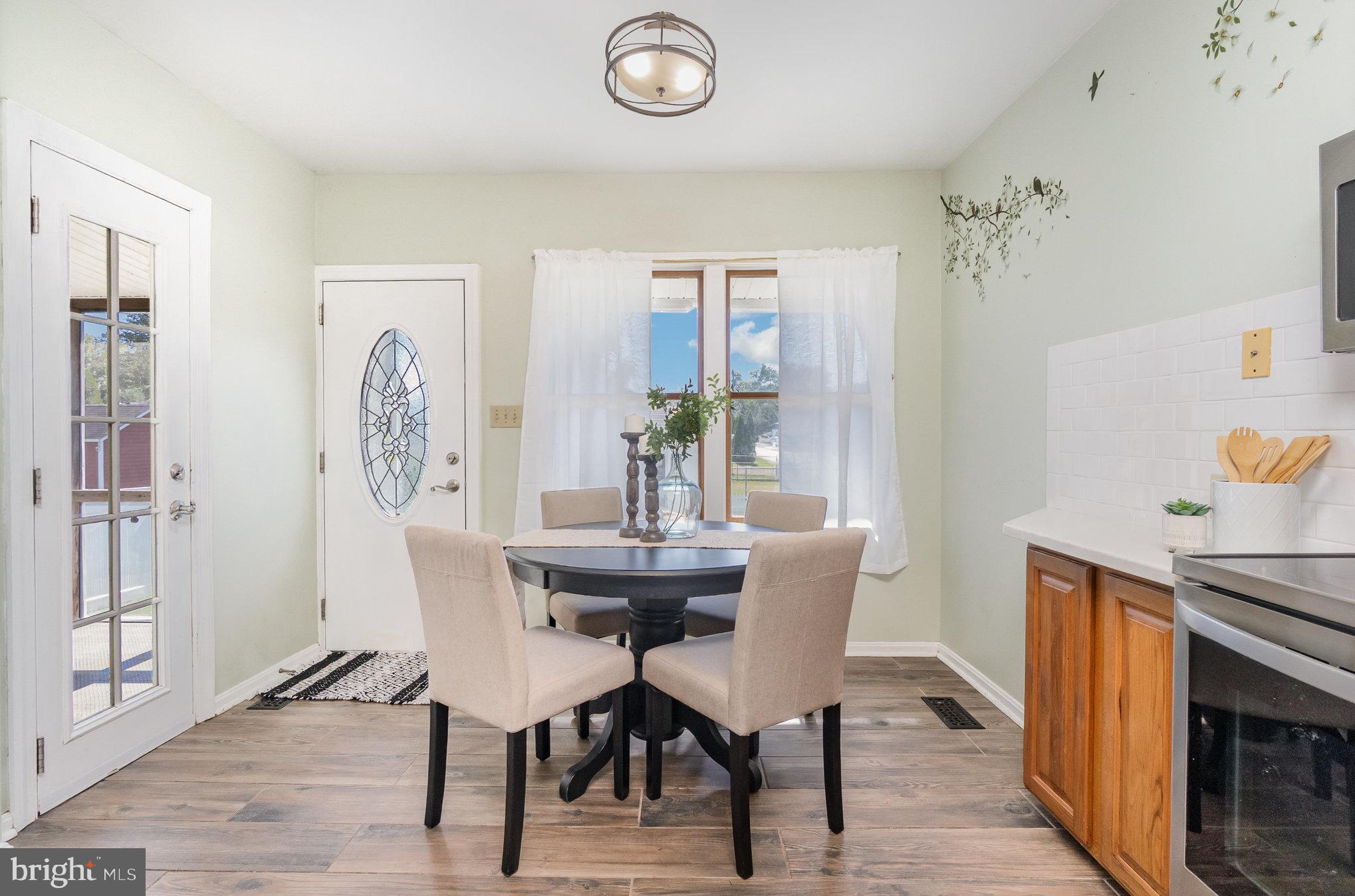 OLIVER BEACH - Residential