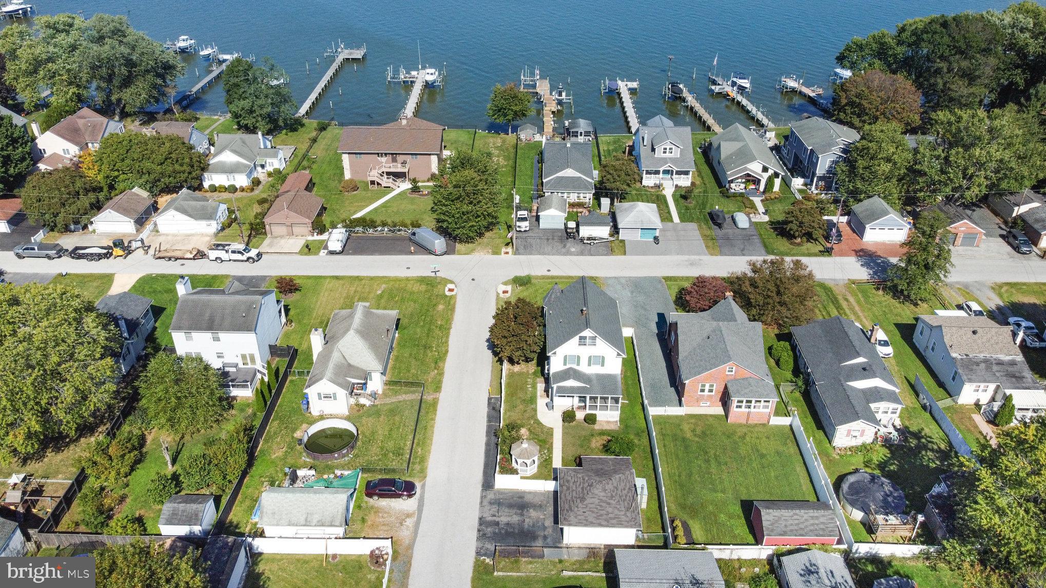 OLIVER BEACH - Residential