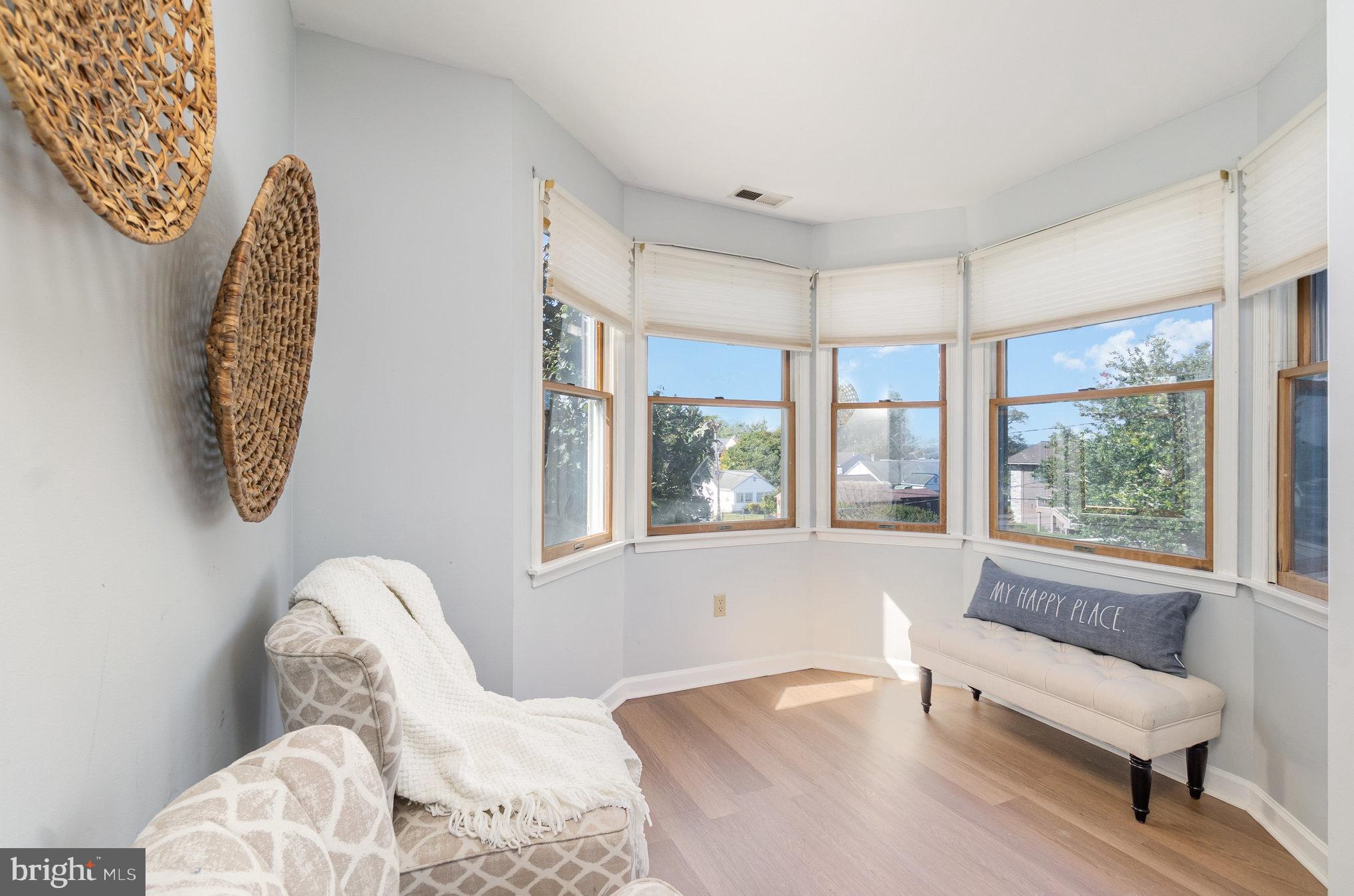 OLIVER BEACH - Residential