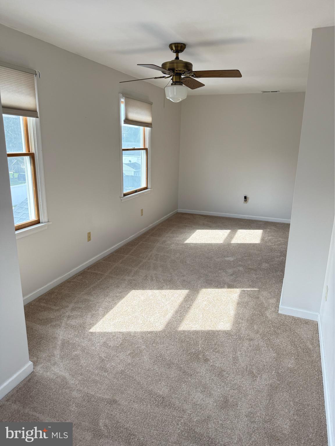 OLIVER BEACH - Residential