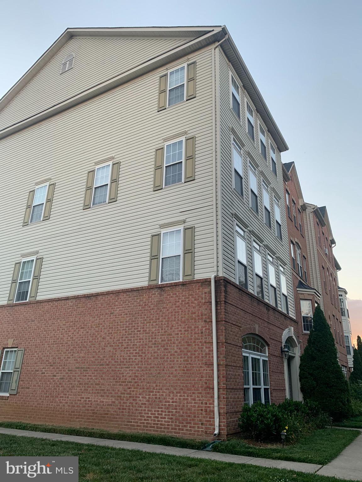 SKYVIEW PARK - Residential