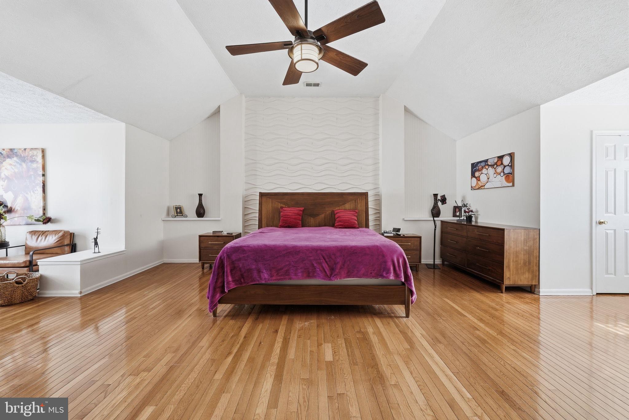 TINKERS CREEK ESTATES - Residential