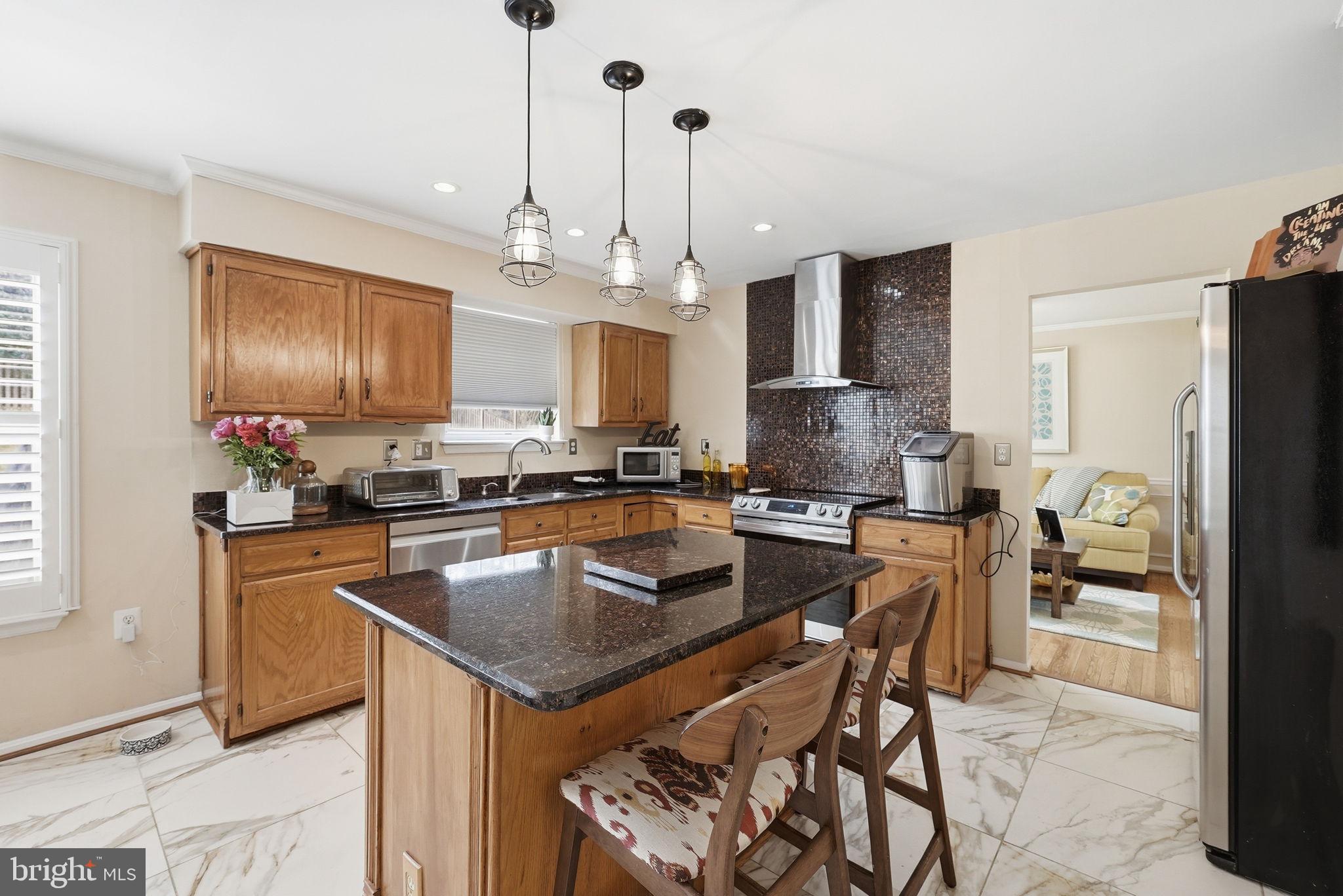 TINKERS CREEK ESTATES - Residential