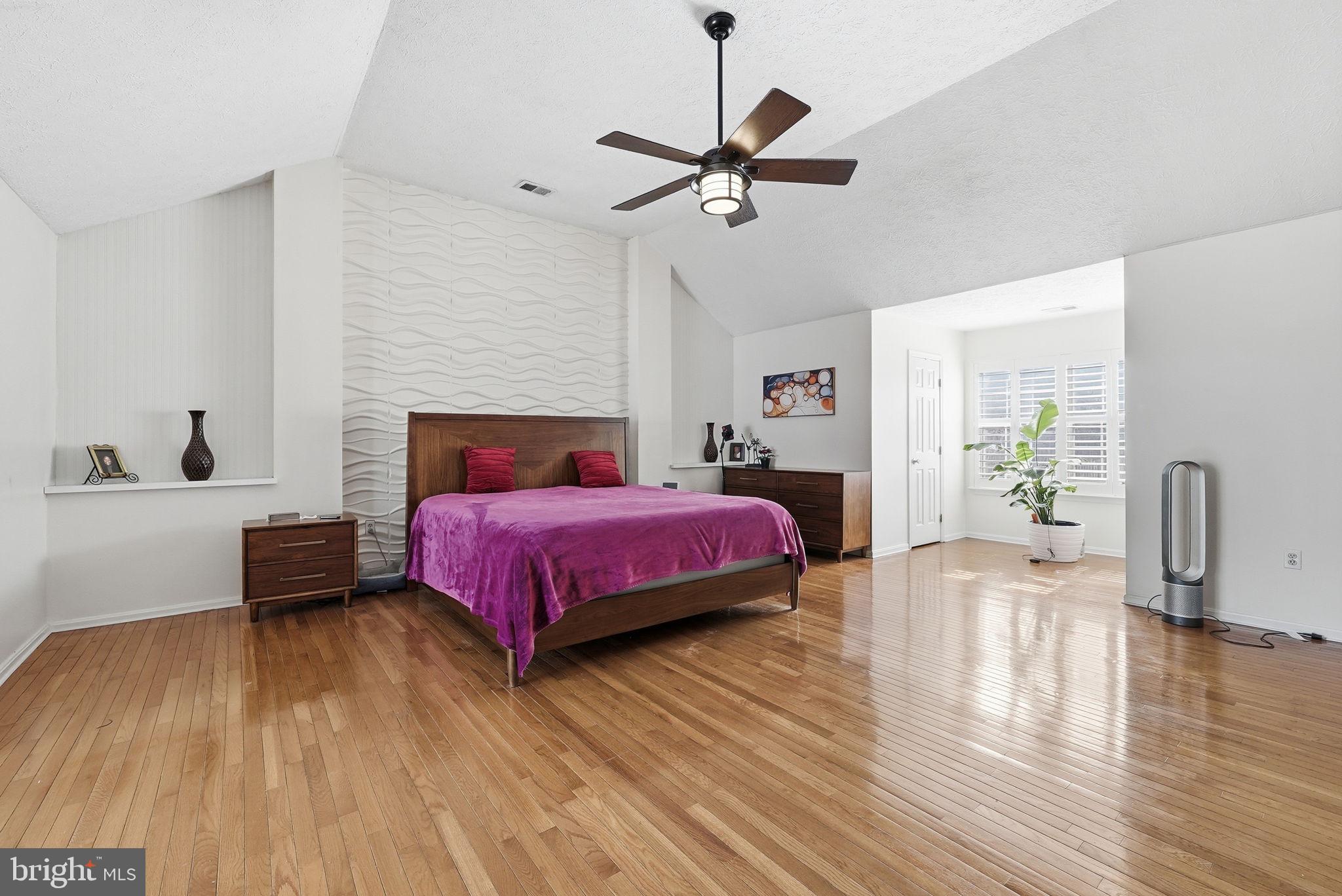 TINKERS CREEK ESTATES - Residential