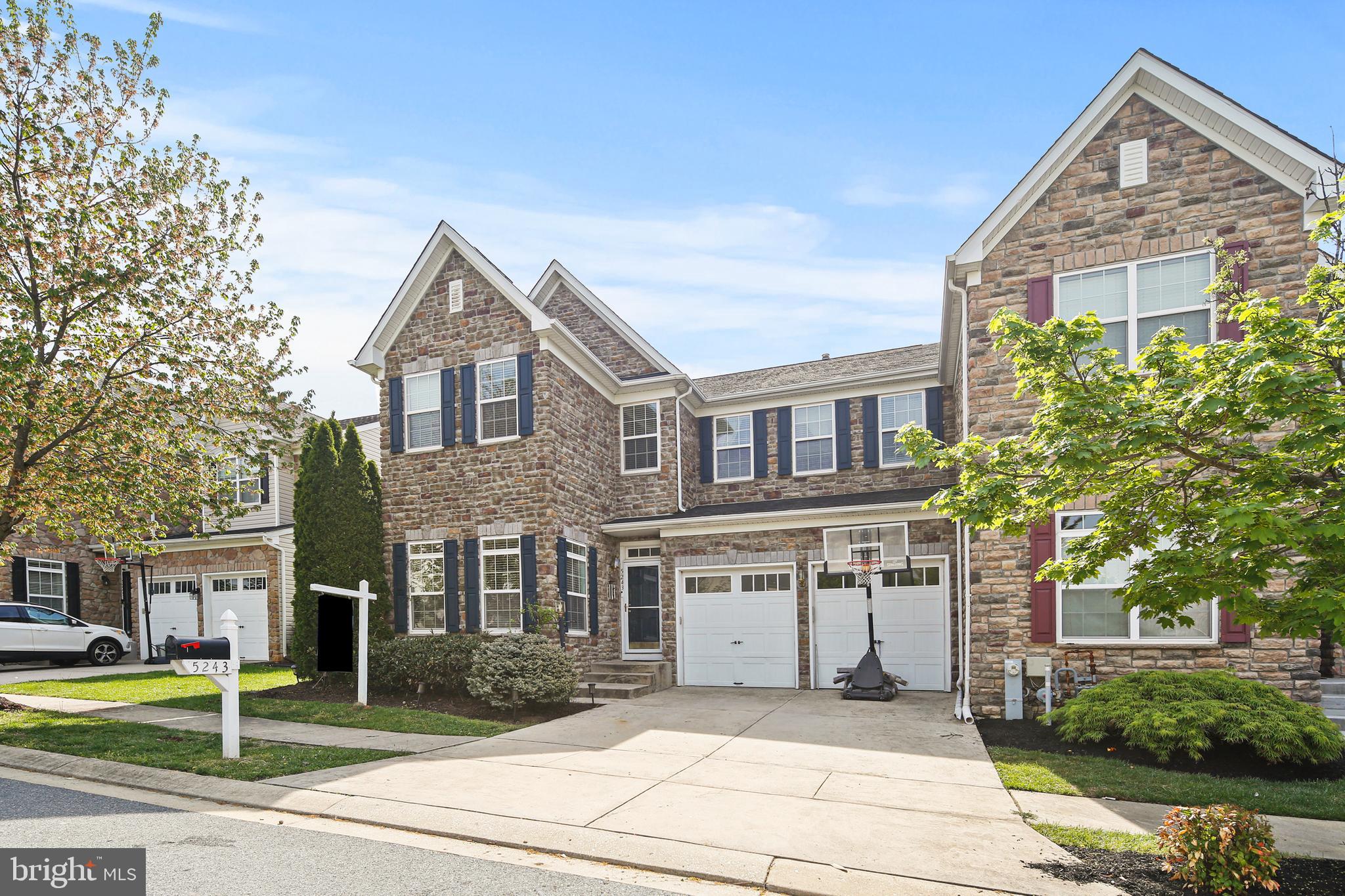 ORCHARD CROSSING - Residential