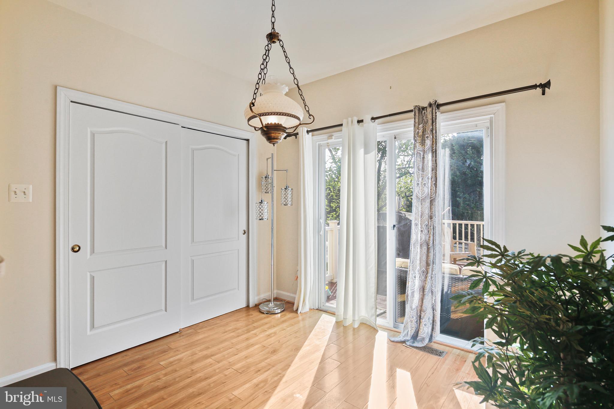 ORCHARD CROSSING - Residential