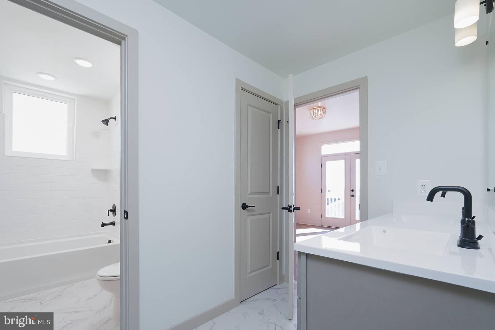 GAMBRILL GLENN - Residential