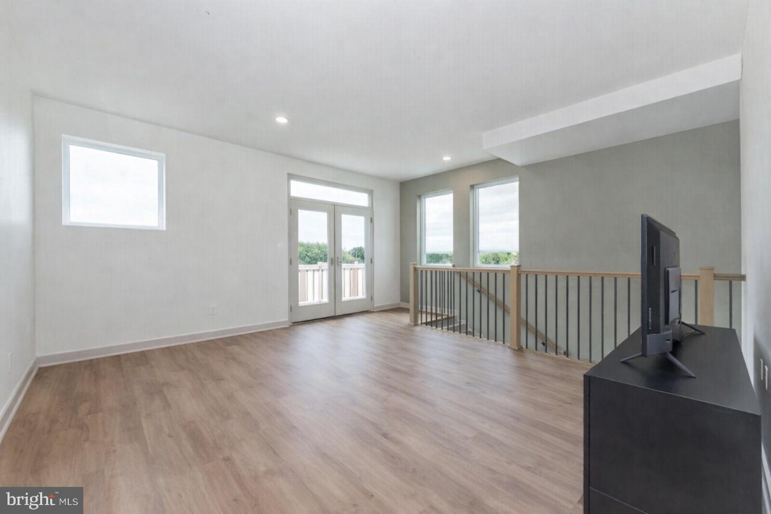 GAMBRILL GLENN - Residential