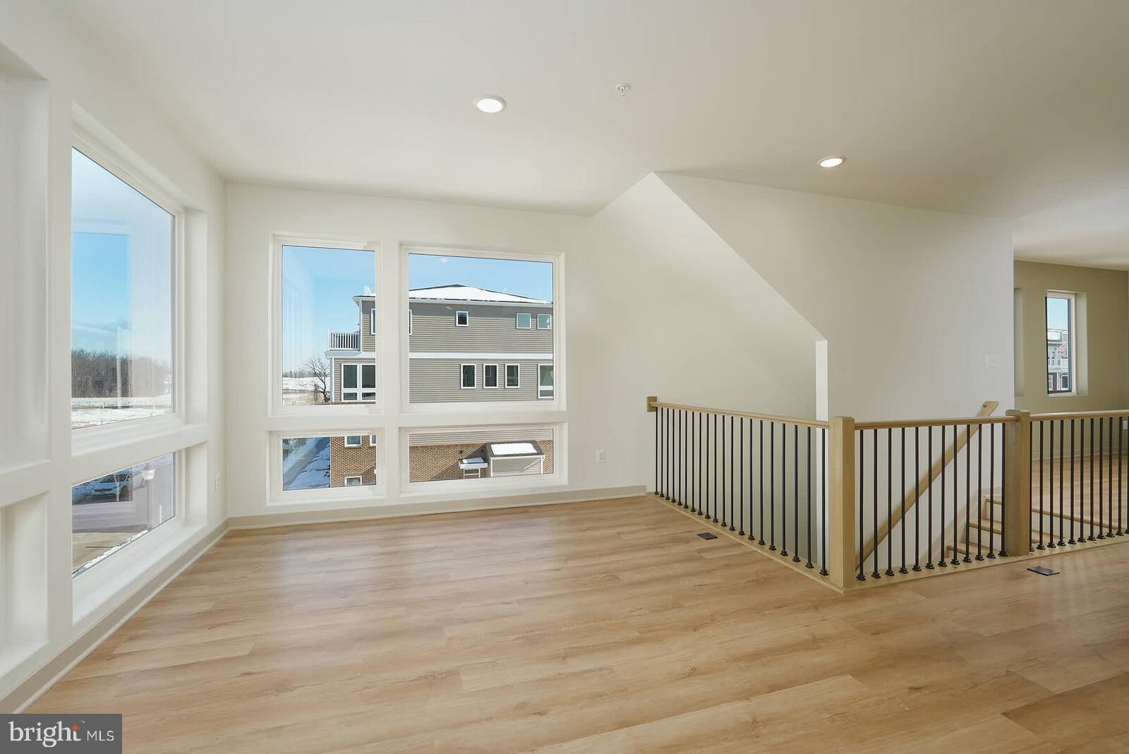 GAMBRILL GLENN - Residential