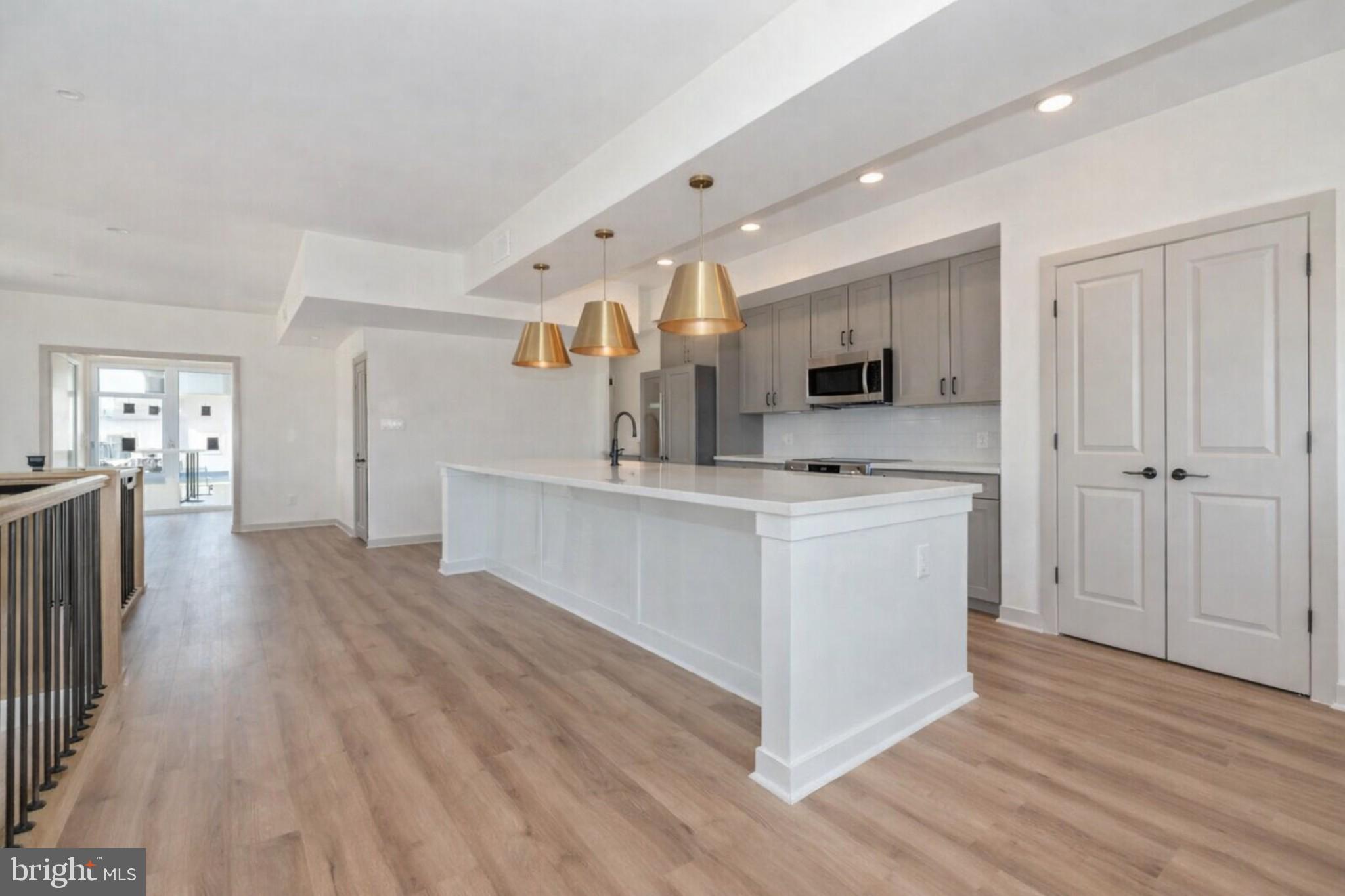 GAMBRILL GLENN - Residential