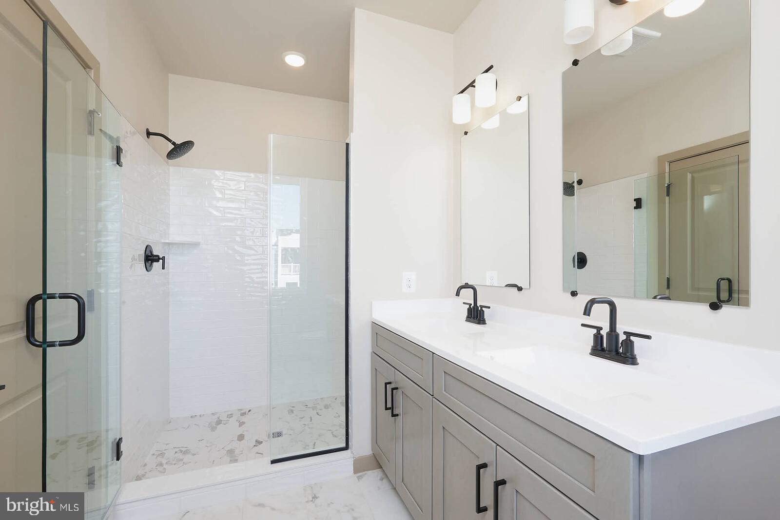 GAMBRILL GLENN - Residential