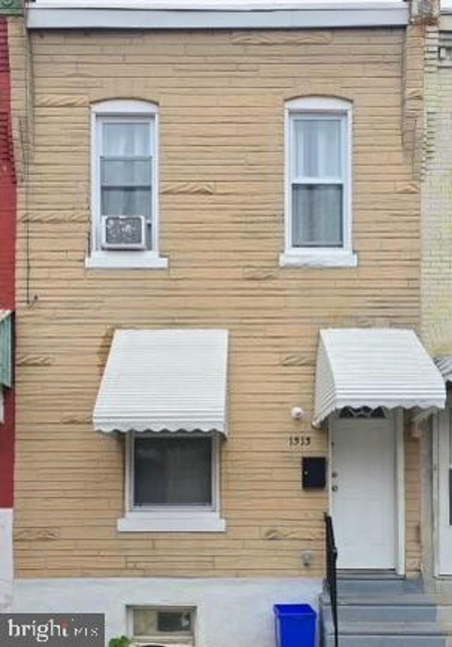 Attention investors! This tenant-occupied 2-bedroom, 1-bath home is a turnkey opportunity with reliable rental income already in place. Located in a stable neighborhood with strong rental demand, this property combines classic charm with smart updates.

Inside, the home features hardwood floors throughout and a newly renovated kitchen complete with stainless steel appliances—reducing near-term capital expenditure. Both bedrooms are spacious and easy to rent, while the oversized bathroom offers added appeal to tenants.

The large backyard provides potential for future enhancements or outdoor tenant enjoyment, increasing long-term value and retention.

With solid fundamentals, low maintenance finishes, and an existing tenant in place, this is an ideal addition to any rental portfolio. Don’t miss out on this income-producing asset—schedule a showing today!