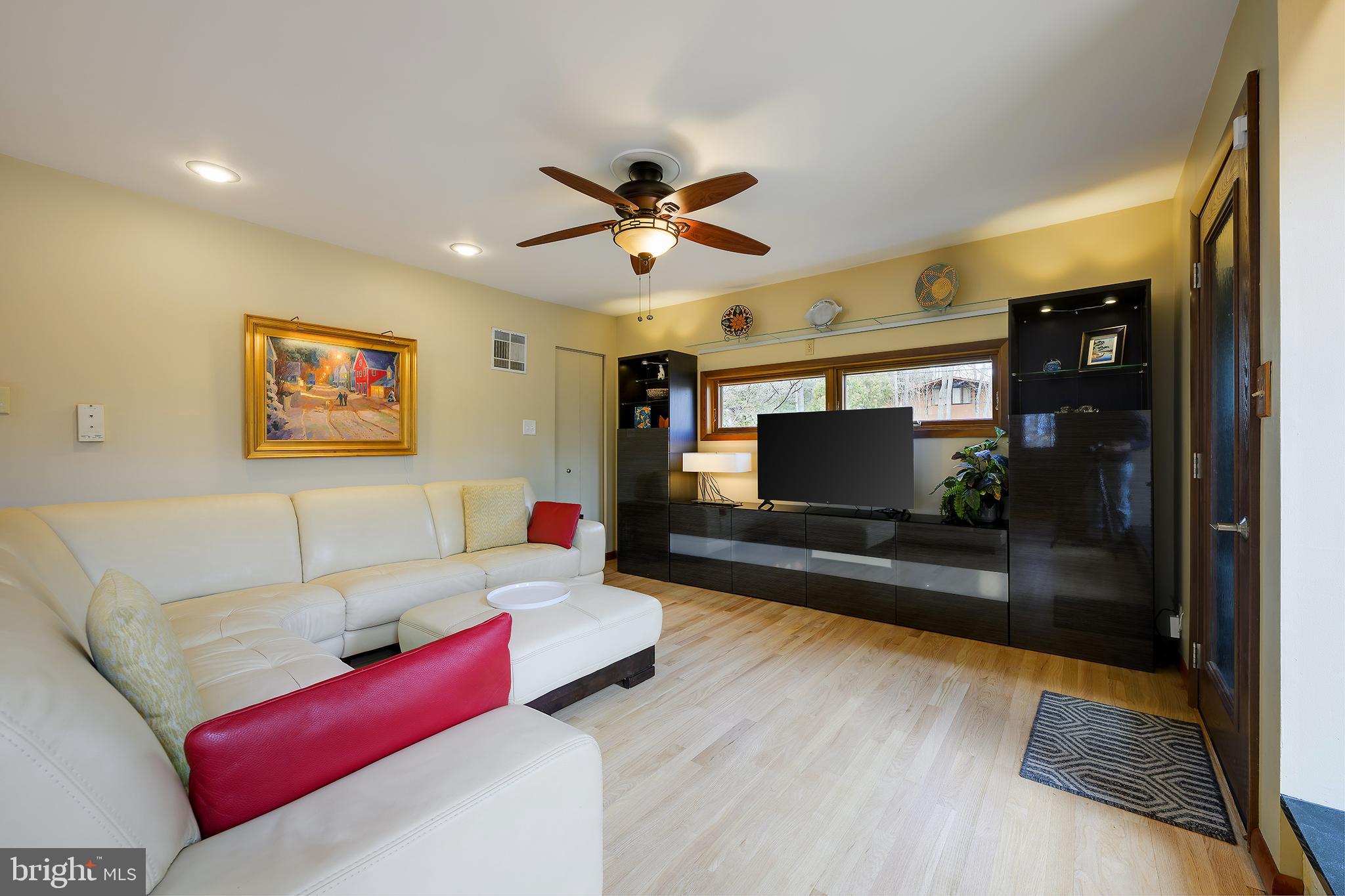 GREENBELT - Residential