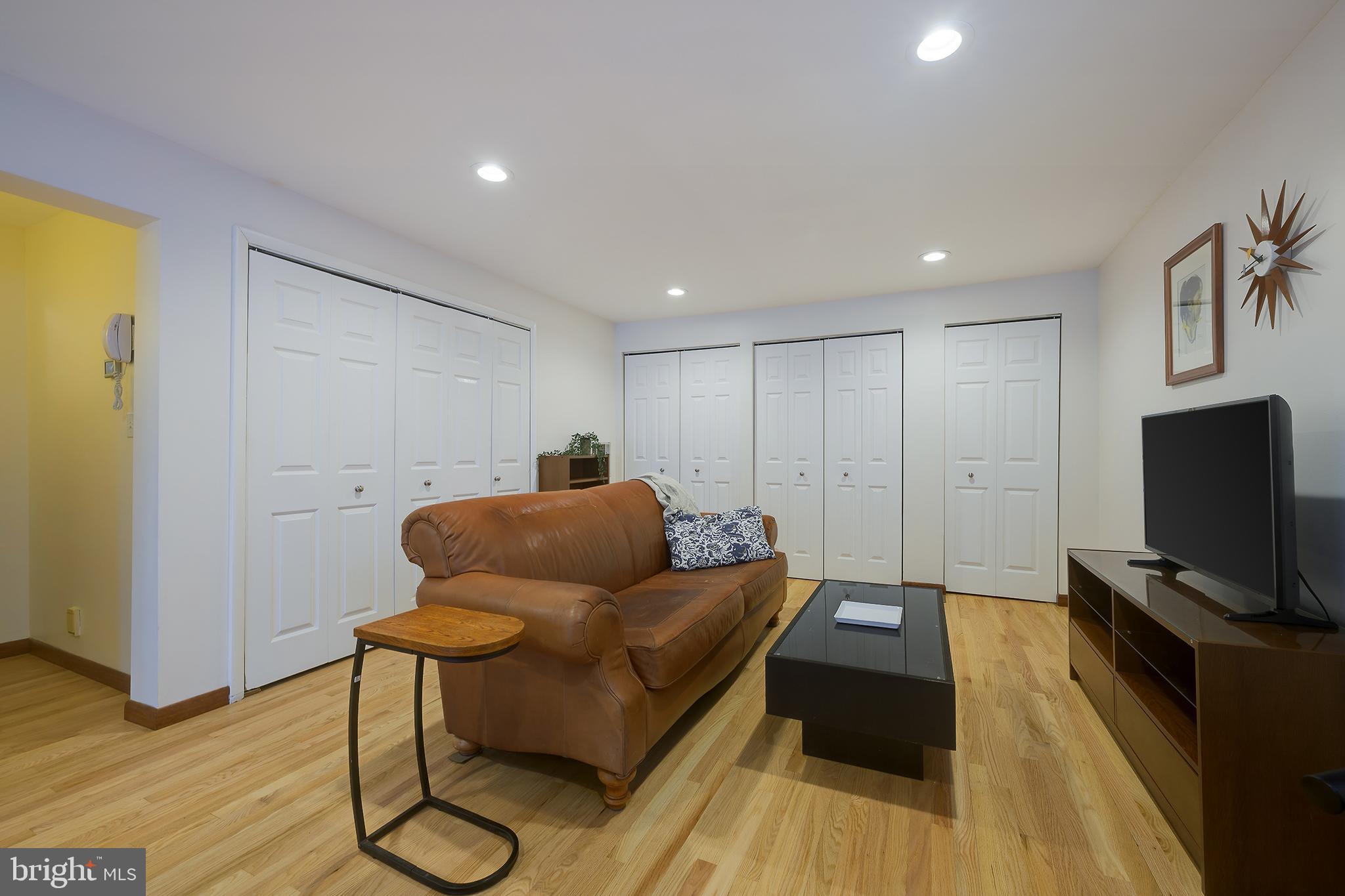 GREENBELT - Residential