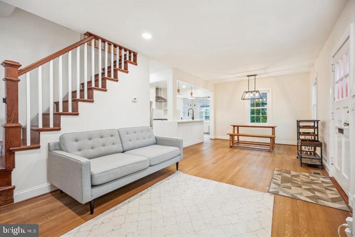 HUNTINGTON TERRACE - Residential Lease