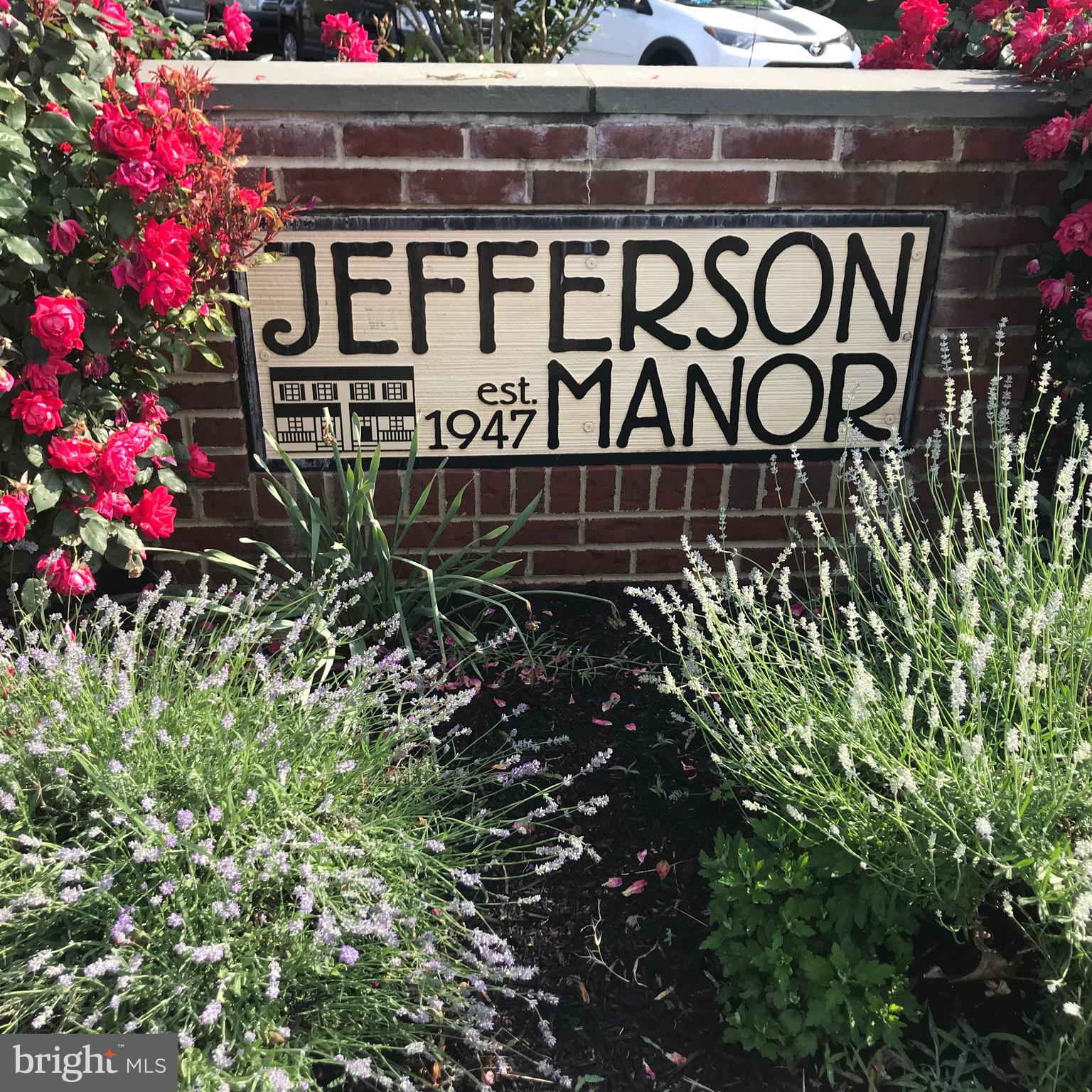 JEFFERSON MANOR - Residential
