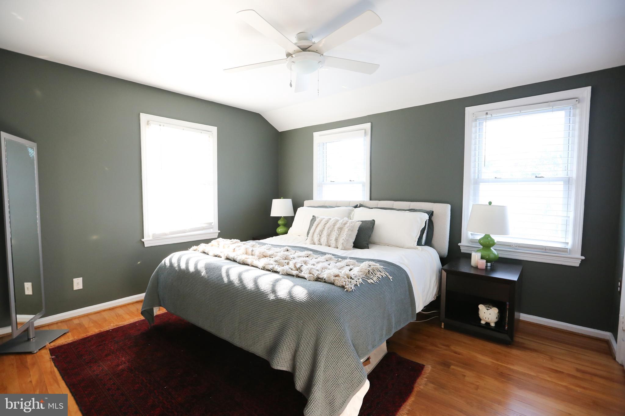 JEFFERSON MANOR - Residential