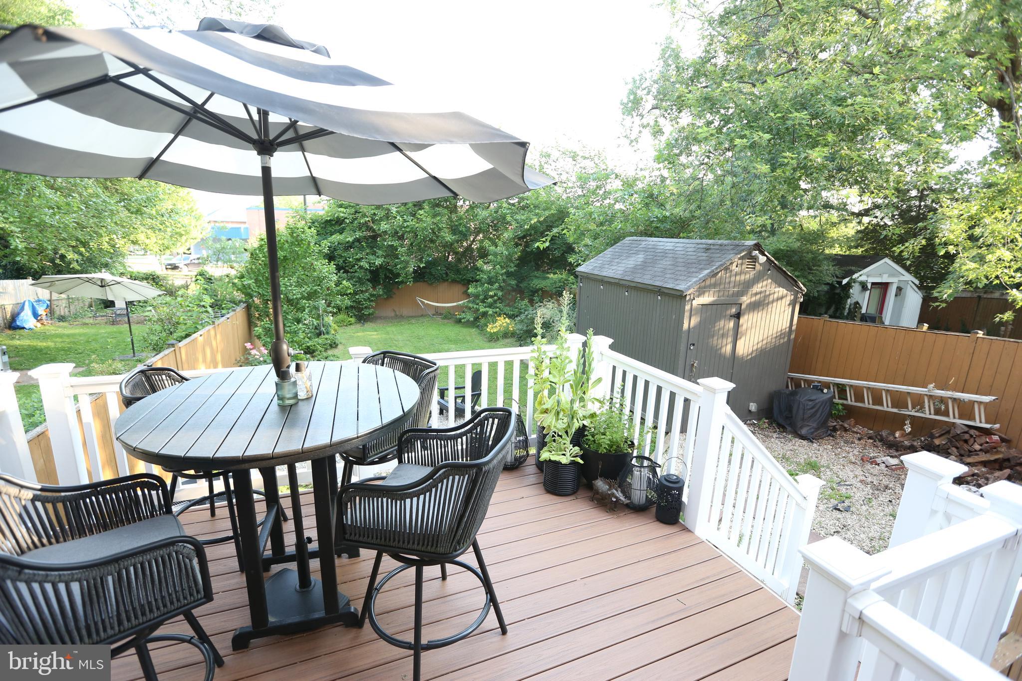 JEFFERSON MANOR - Residential