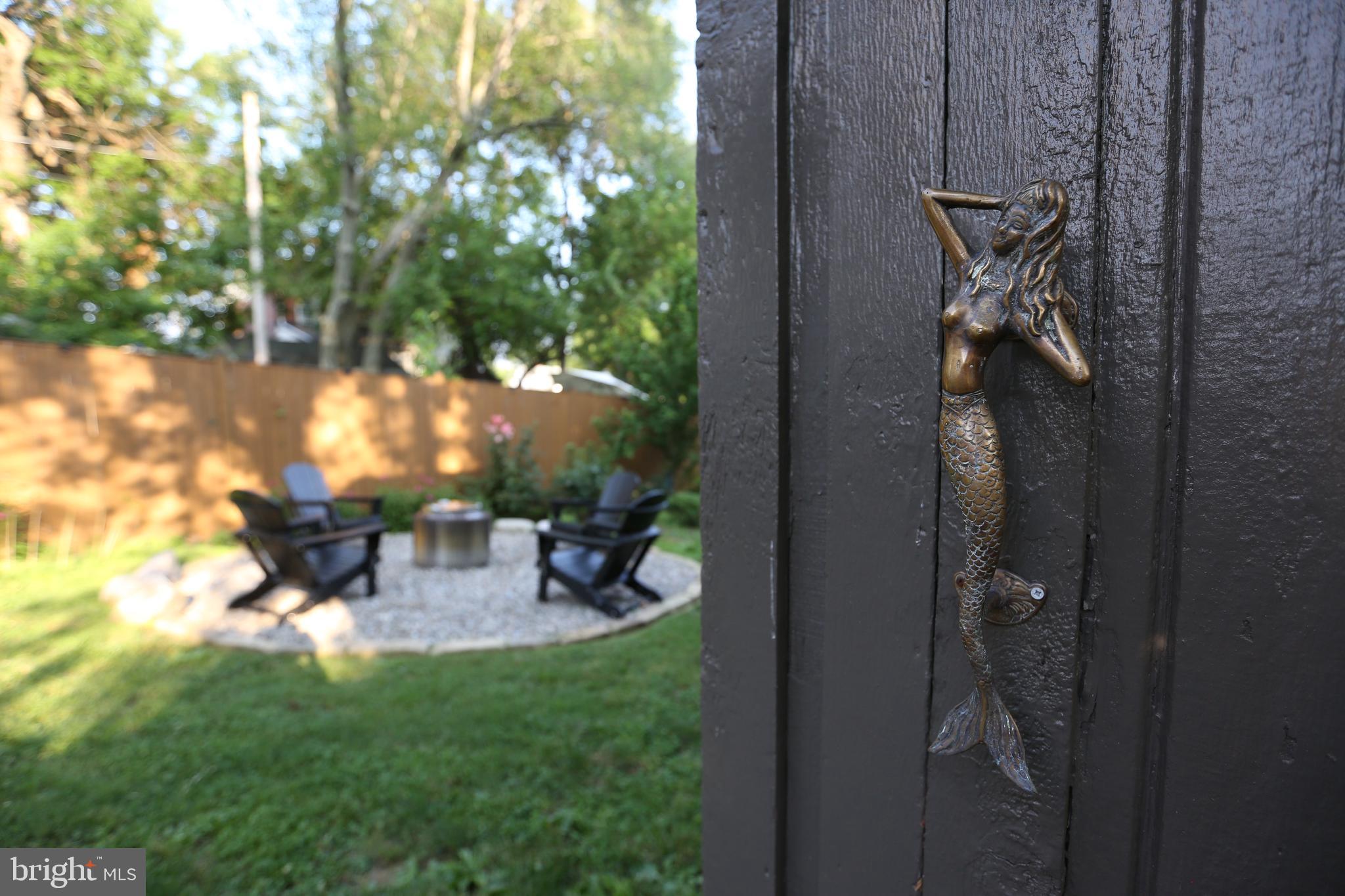 JEFFERSON MANOR - Residential