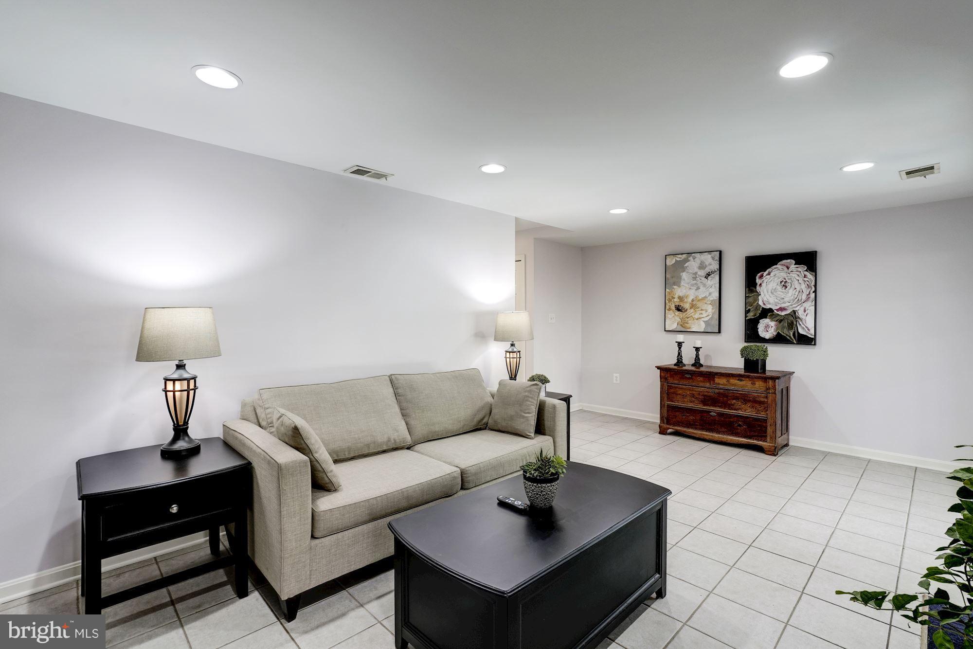 WHITLERS CREEK II - Residential