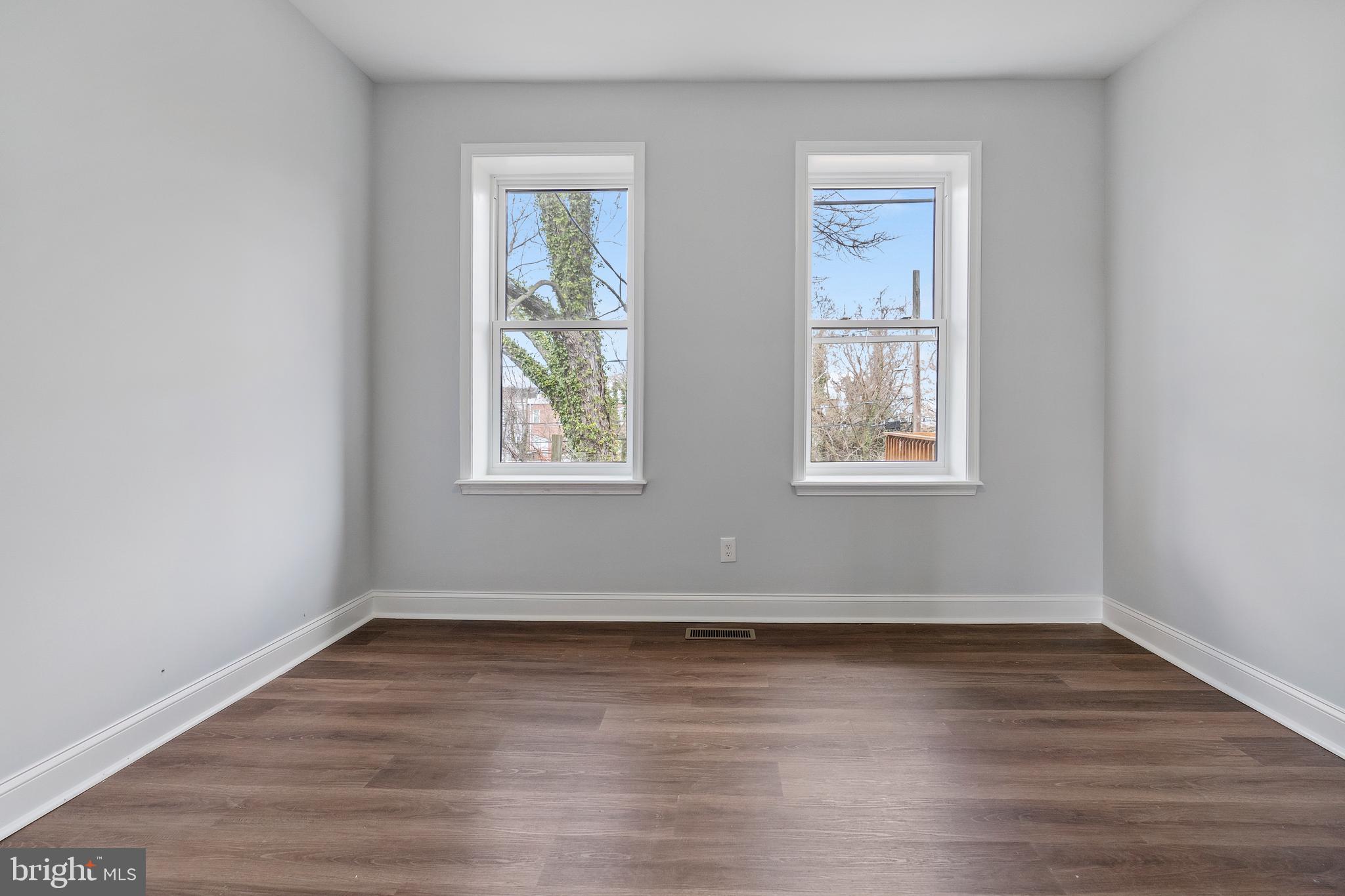 GREENSPRING - Residential