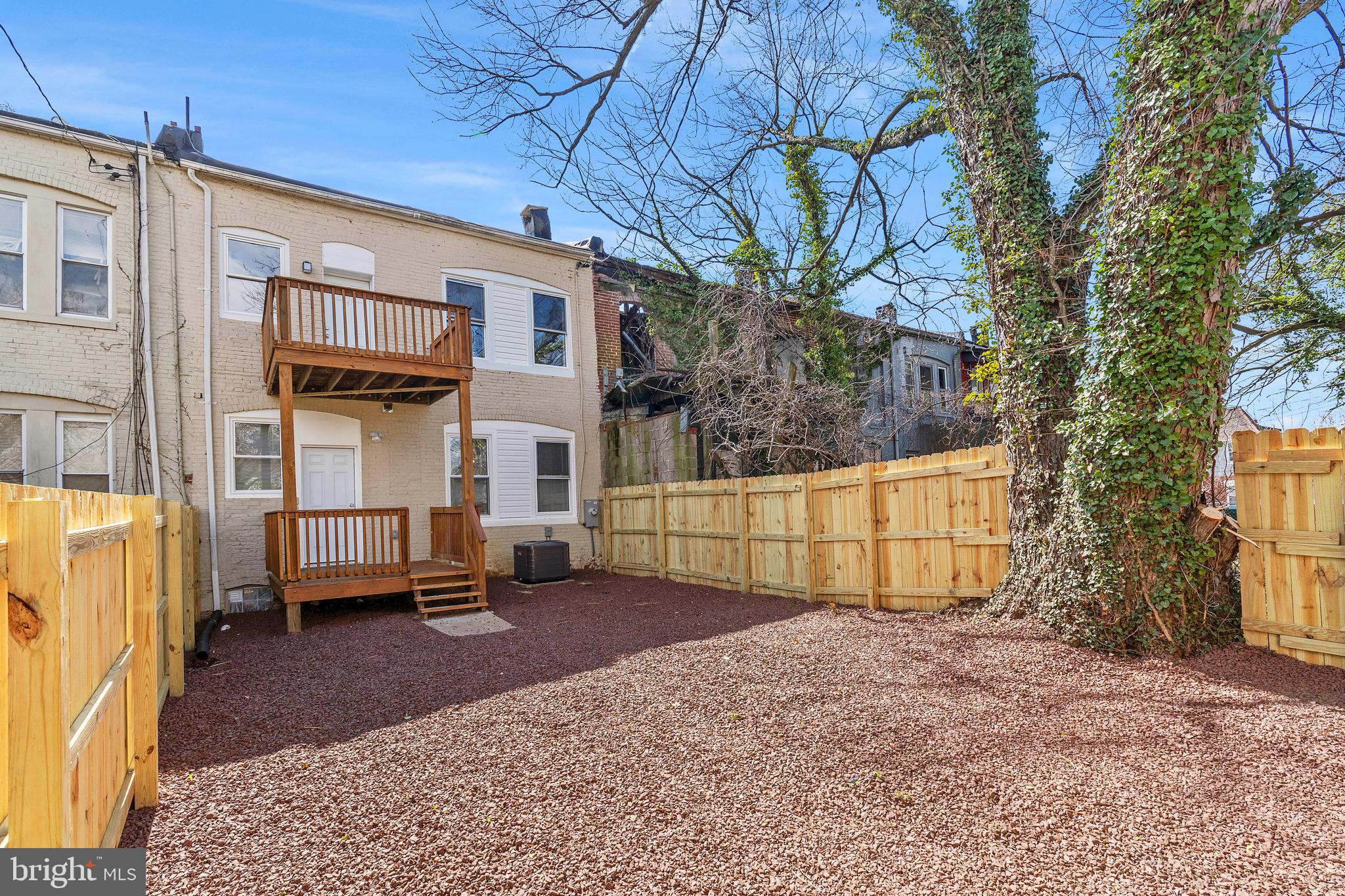 GREENSPRING - Residential