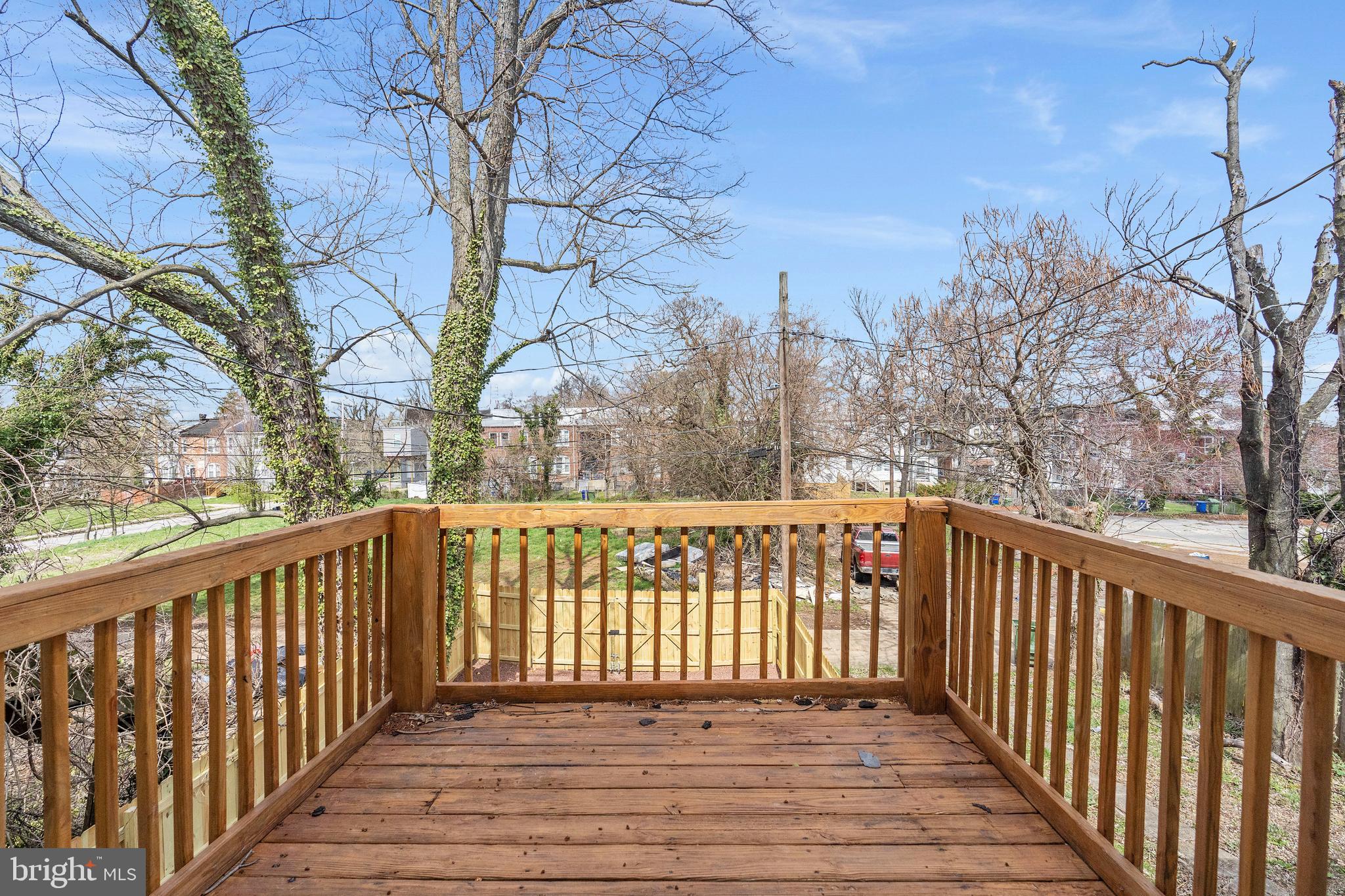 GREENSPRING - Residential