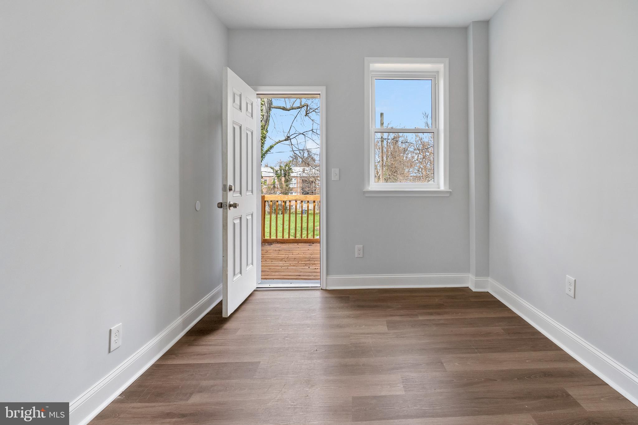 GREENSPRING - Residential