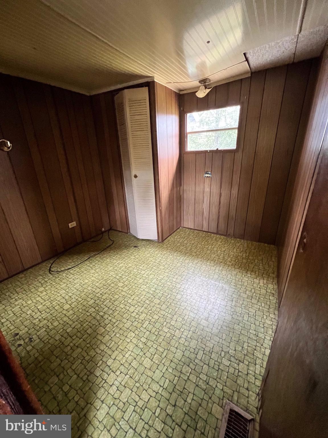 HAPPY CREEK - Residential