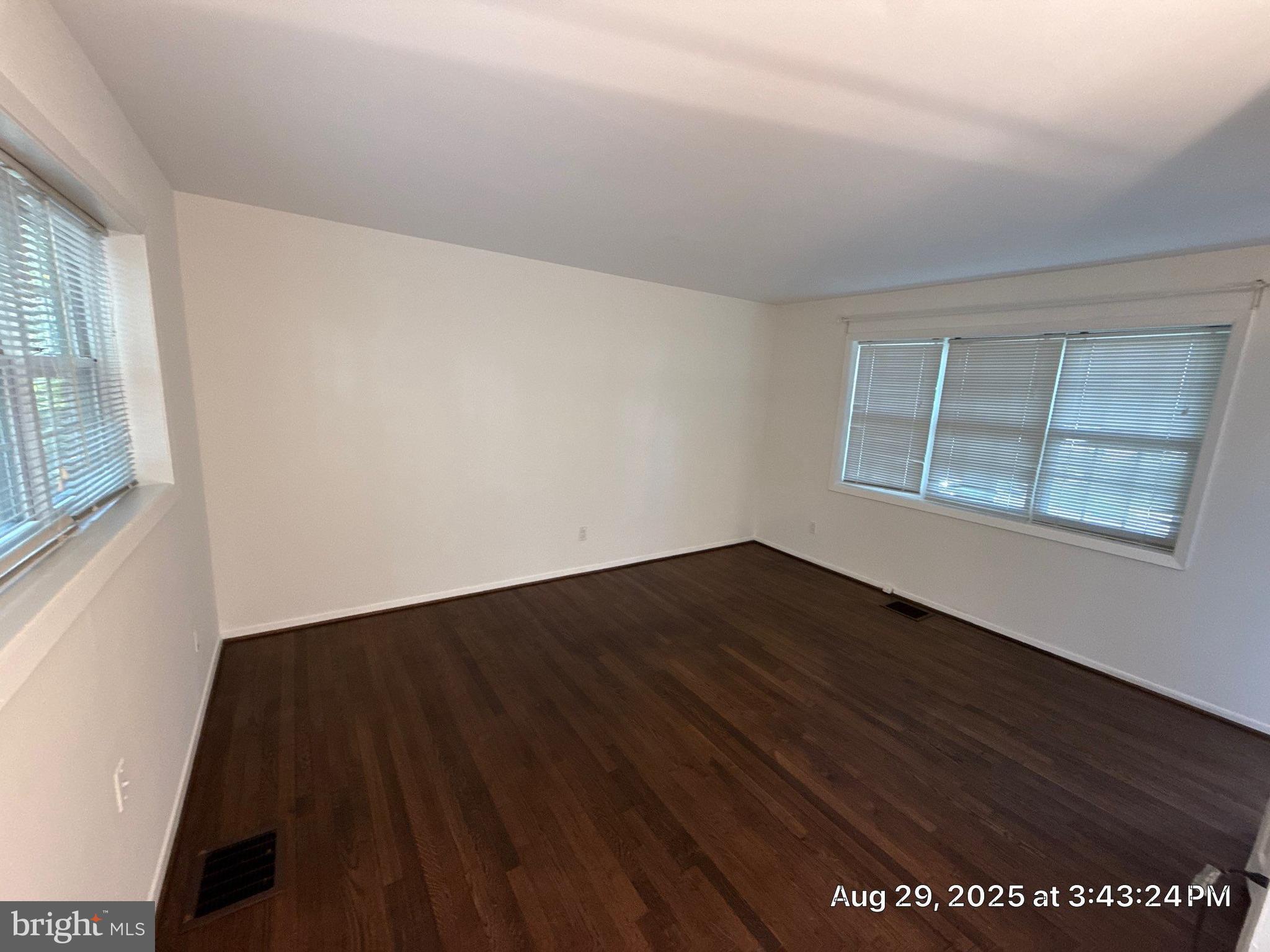 ROCK CREEK PALISADES - Residential Lease