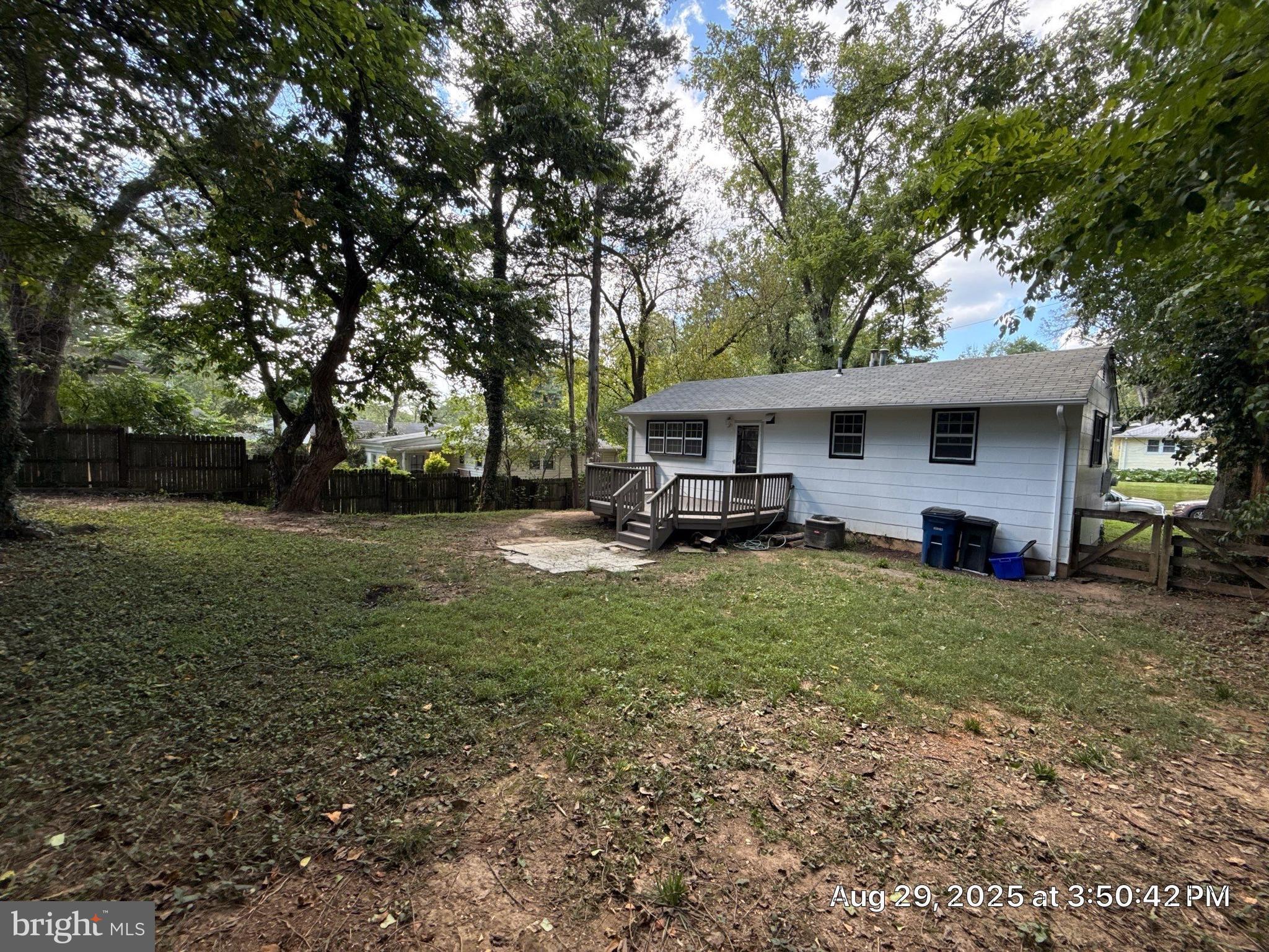 ROCK CREEK PALISADES - Residential Lease