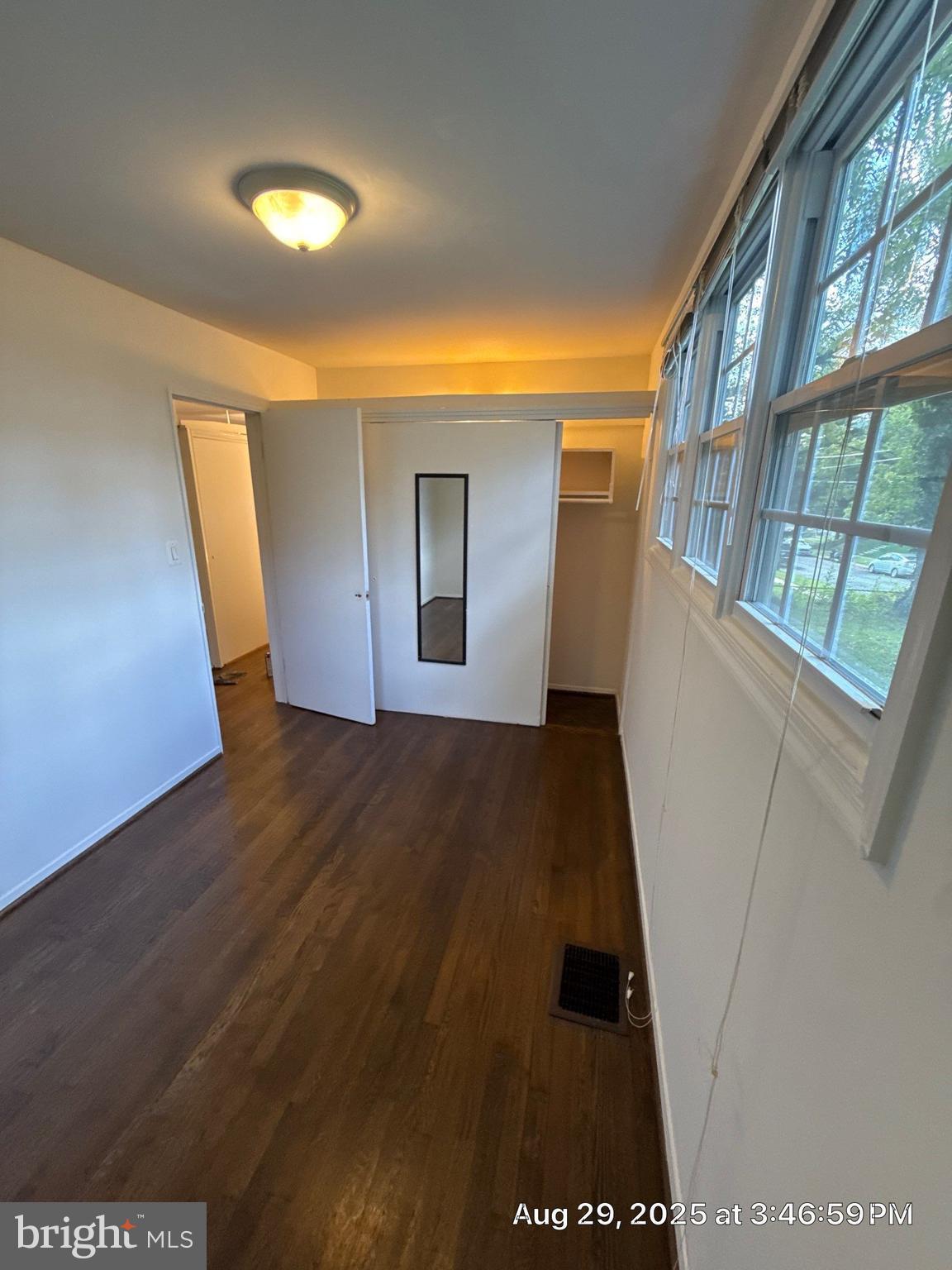 ROCK CREEK PALISADES - Residential Lease