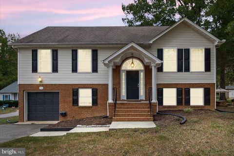384 LAND OR DRIVE RUTHER GLEN VA 22546