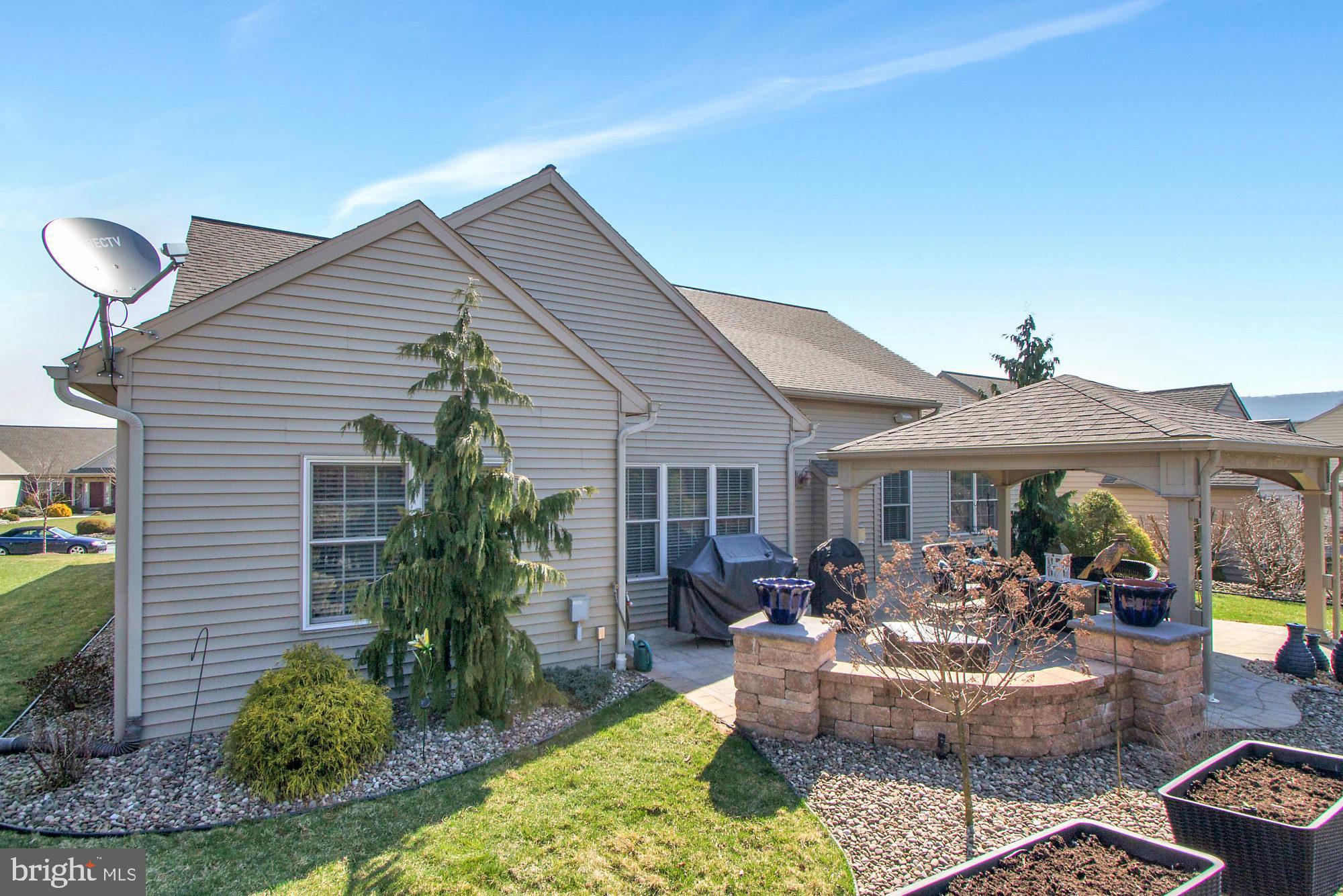 STONECROFT VILLAGE - Residential