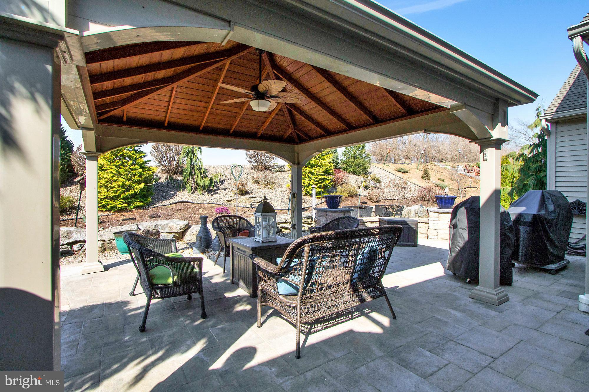 STONECROFT VILLAGE - Residential